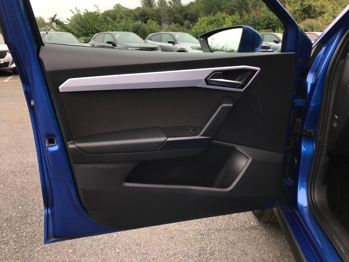 SEAT Arona view 17