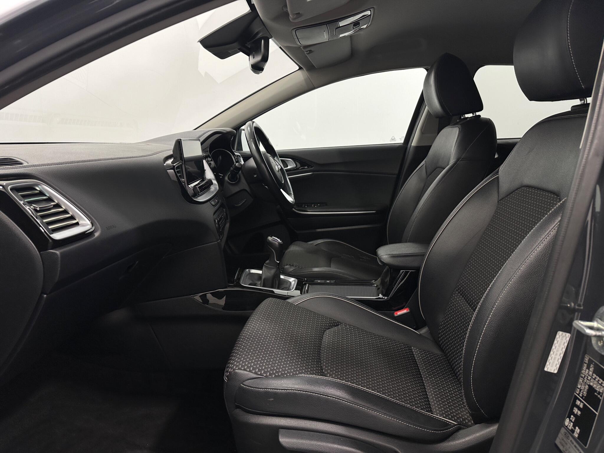 Kia Xceed view 33