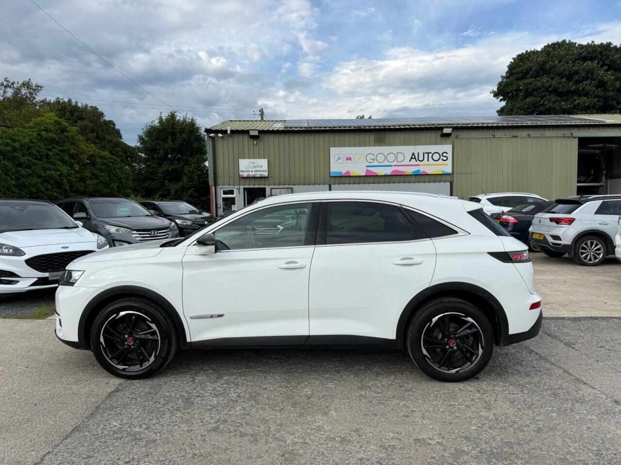 DS Automobiles DS 7 Crossback view 2