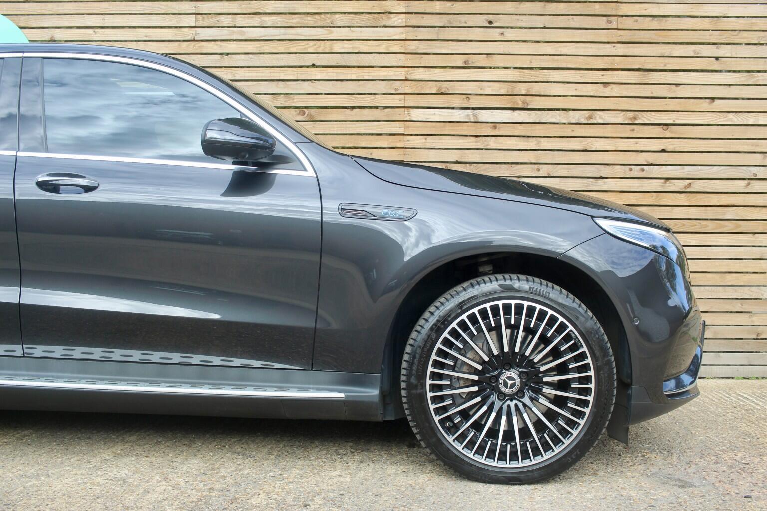 Mercedes-Benz Eqc view 51