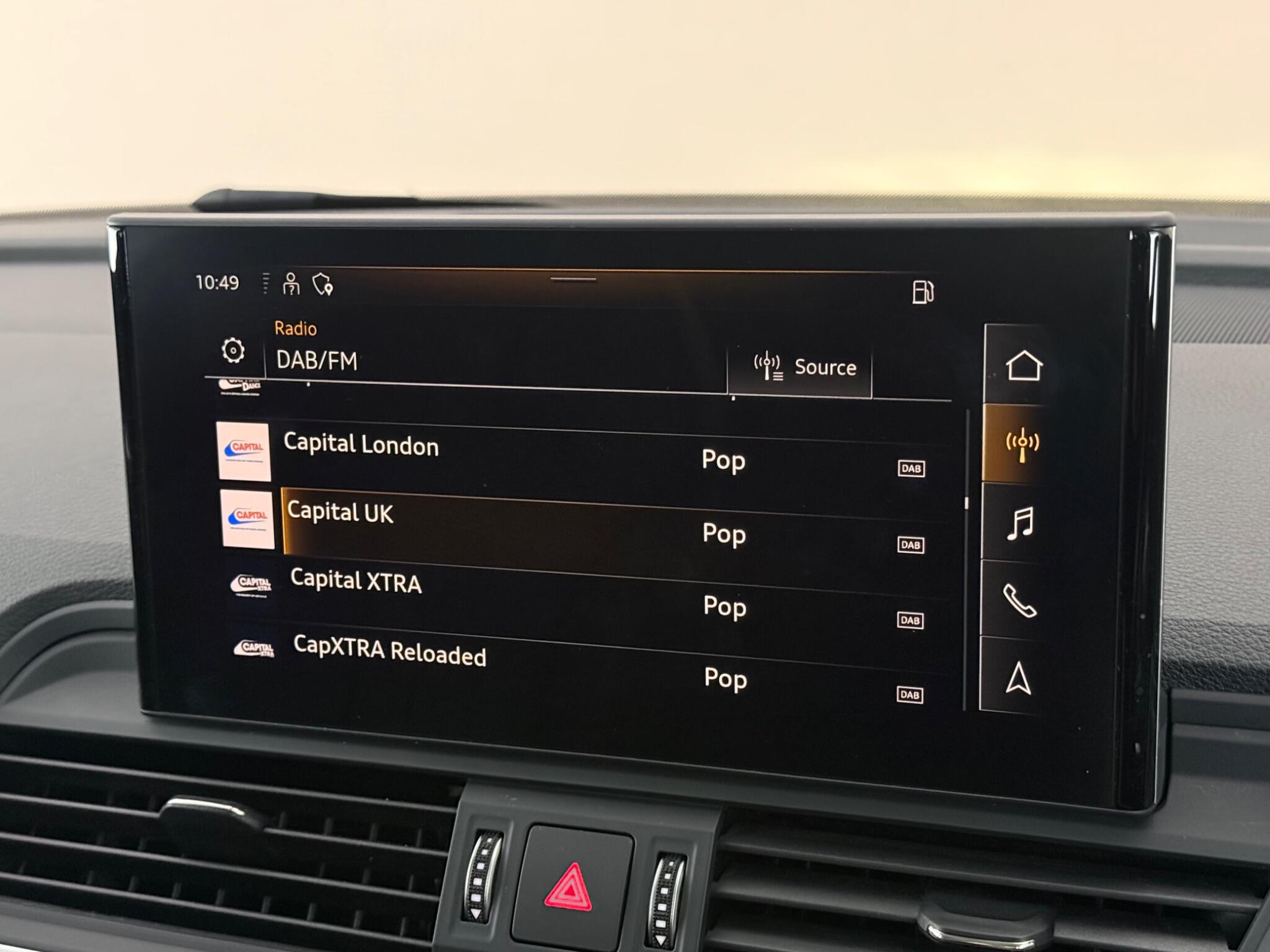 Audi Q5 view 25