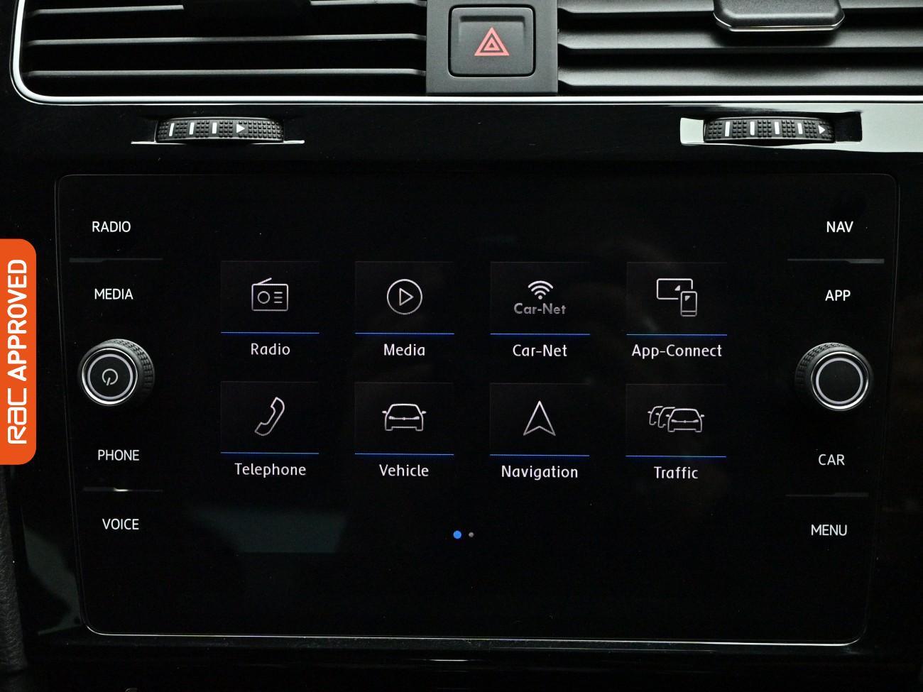 Volkswagen Golf view 17