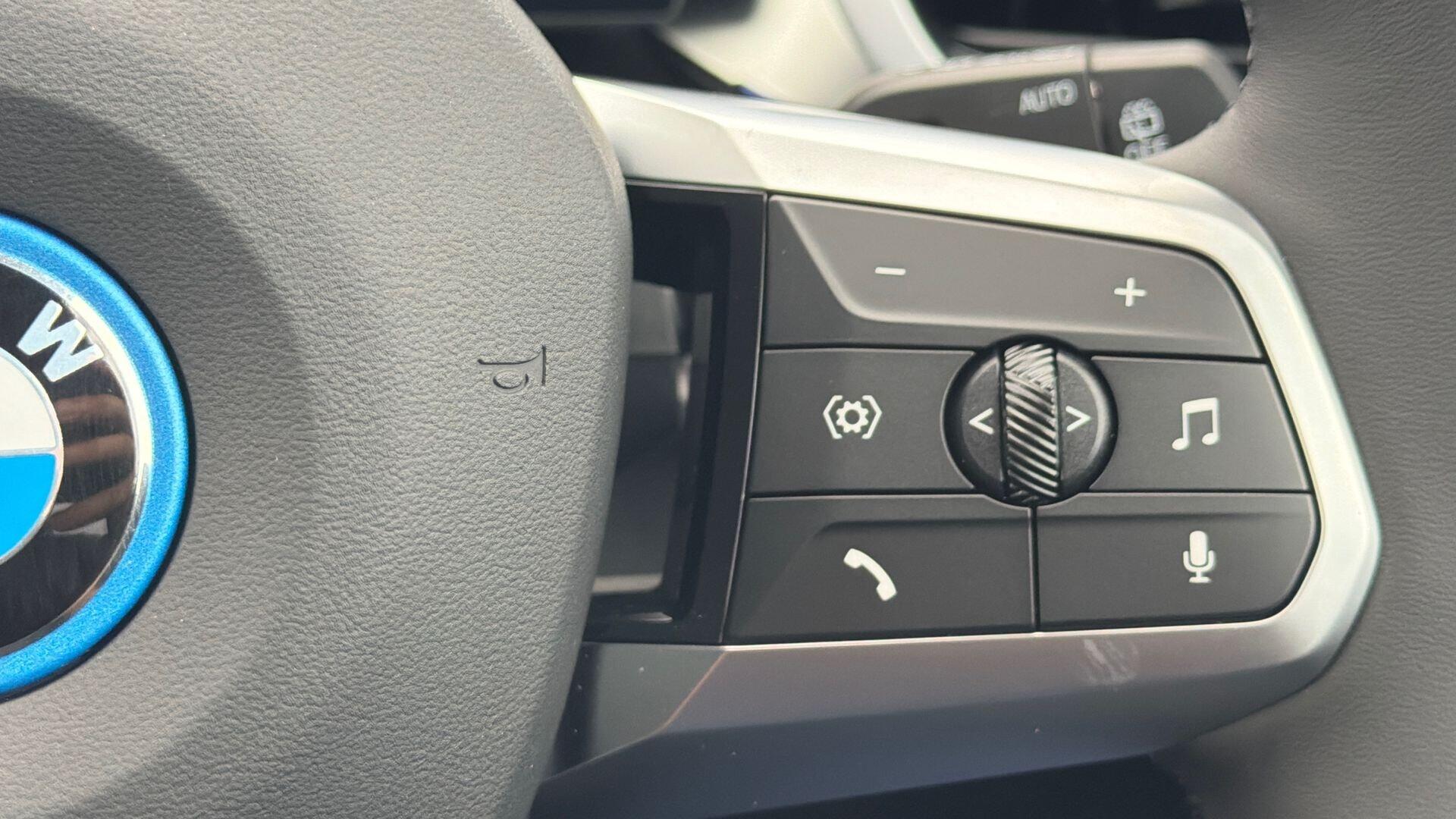 BMW Ix1 view 19