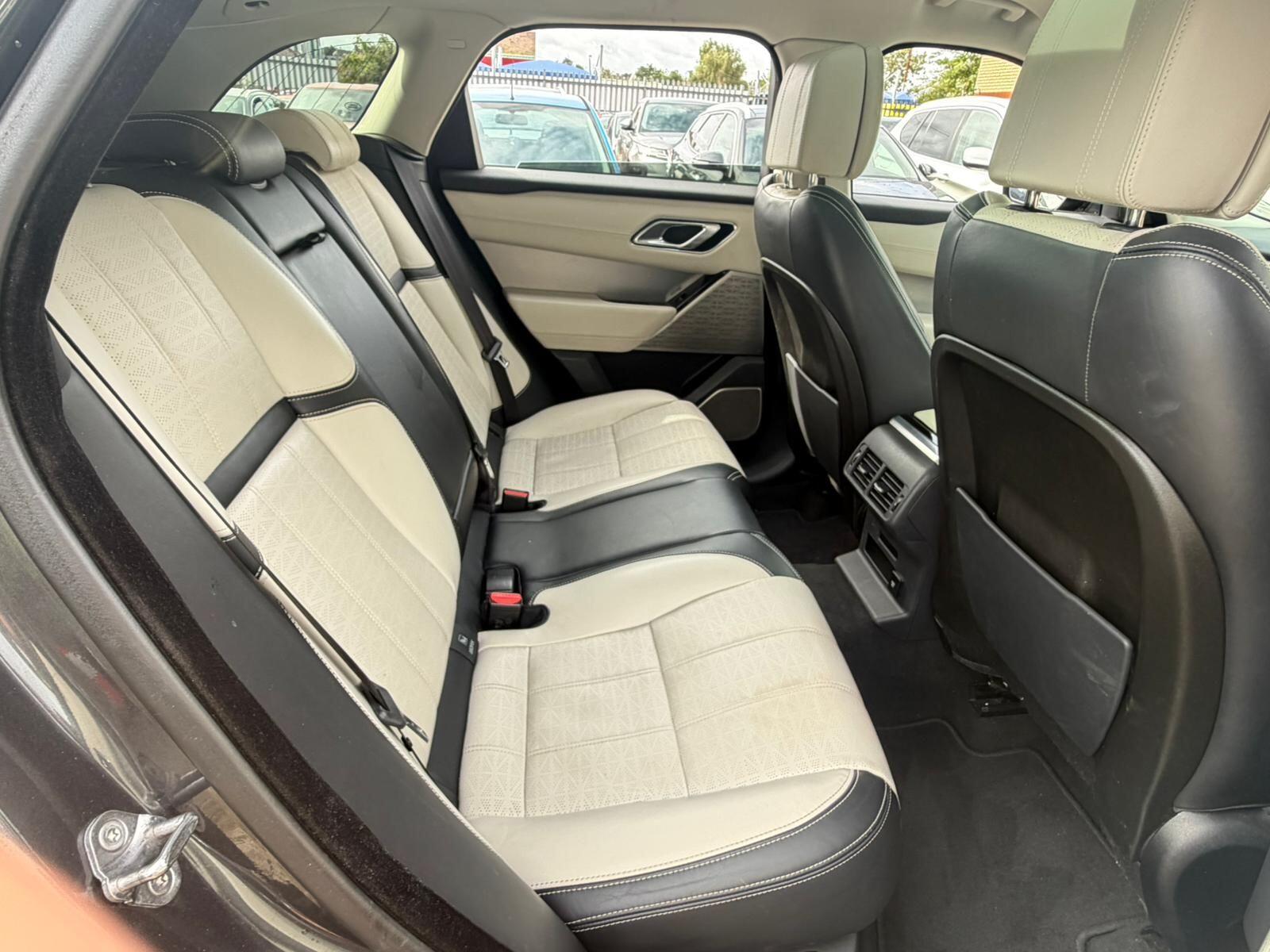 Land Rover Range Rover Velar view 13