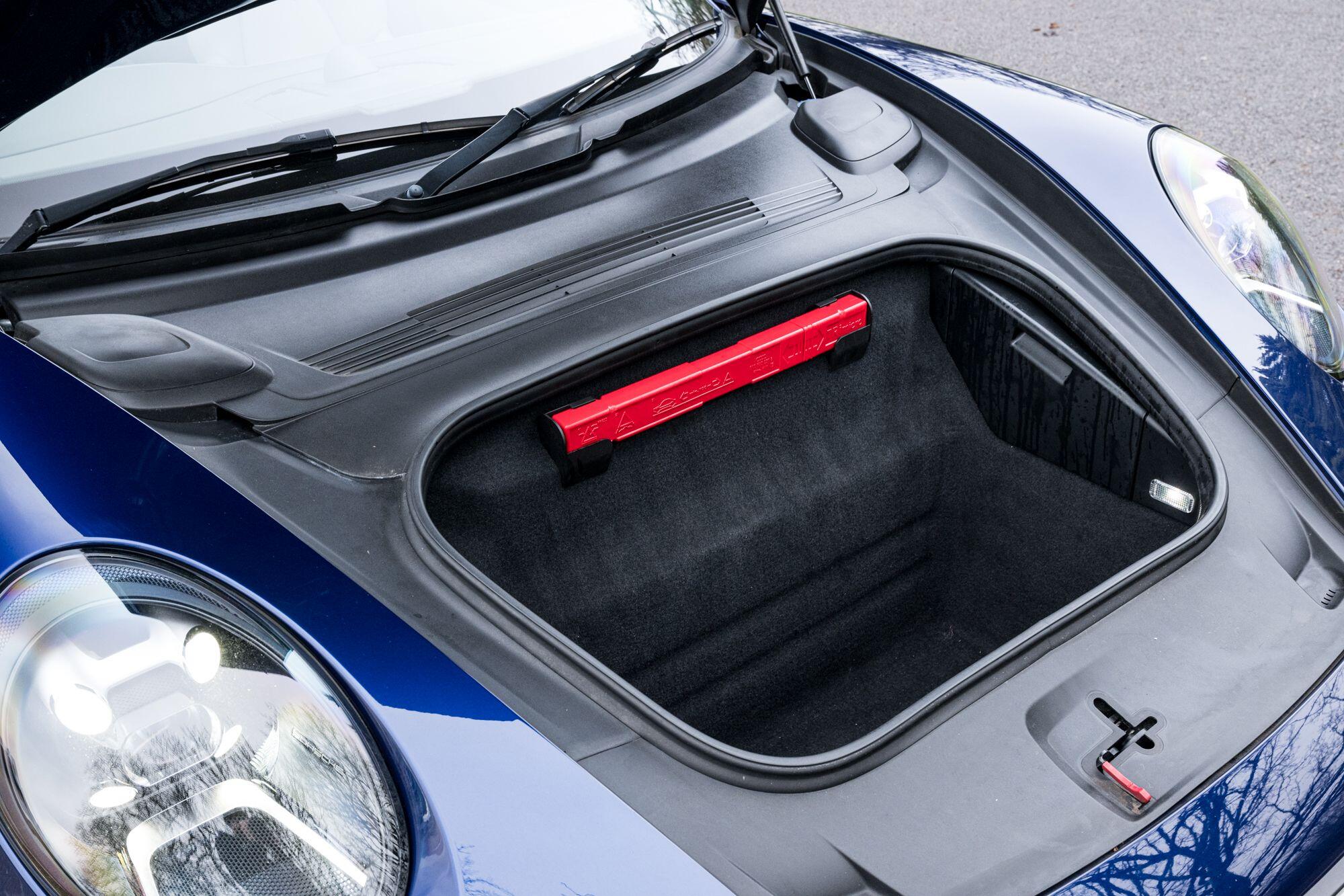 Porsche 911 view 53