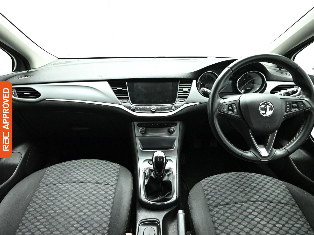 Vauxhall Astra view 2