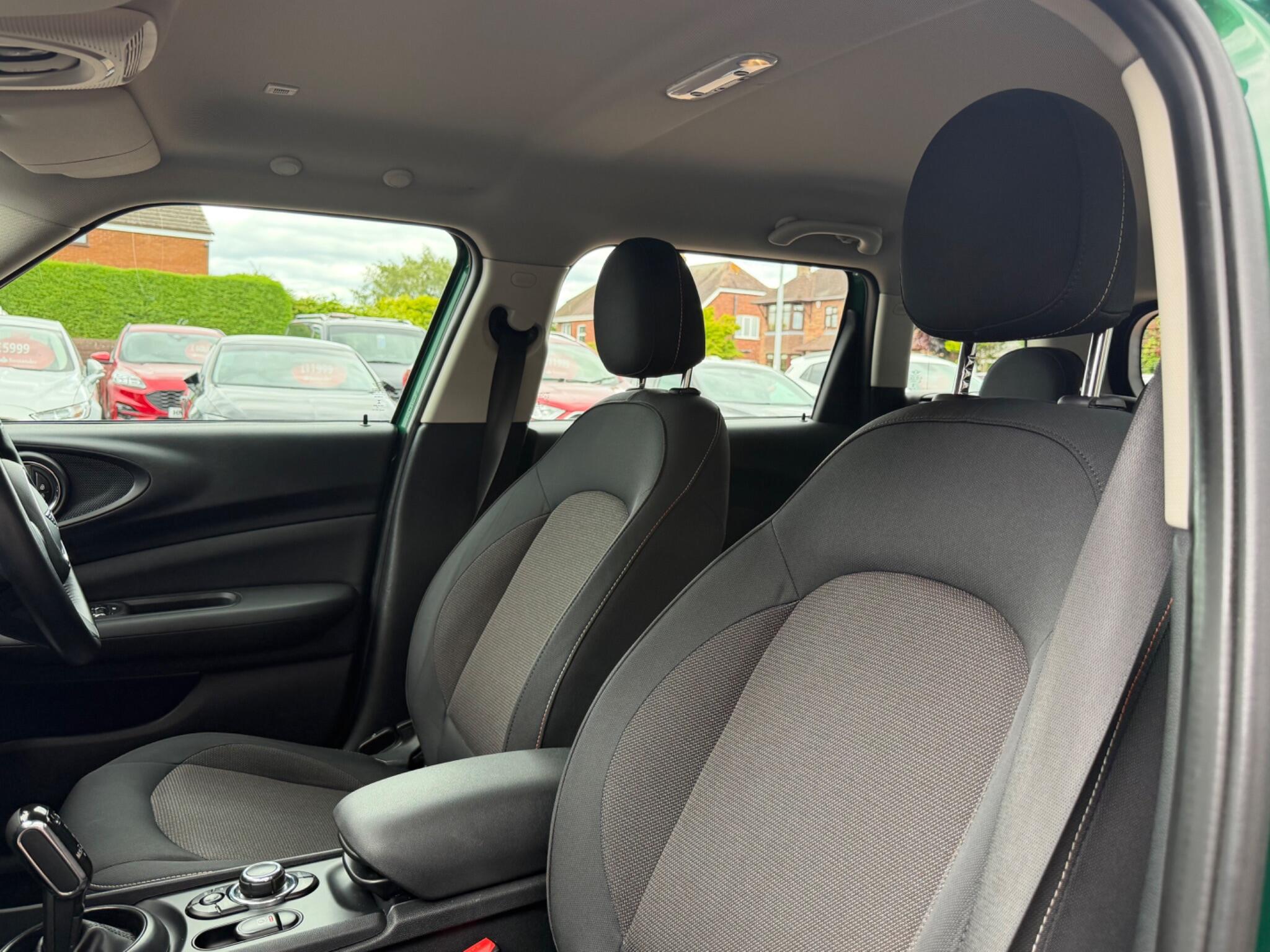Mini Clubman view 61