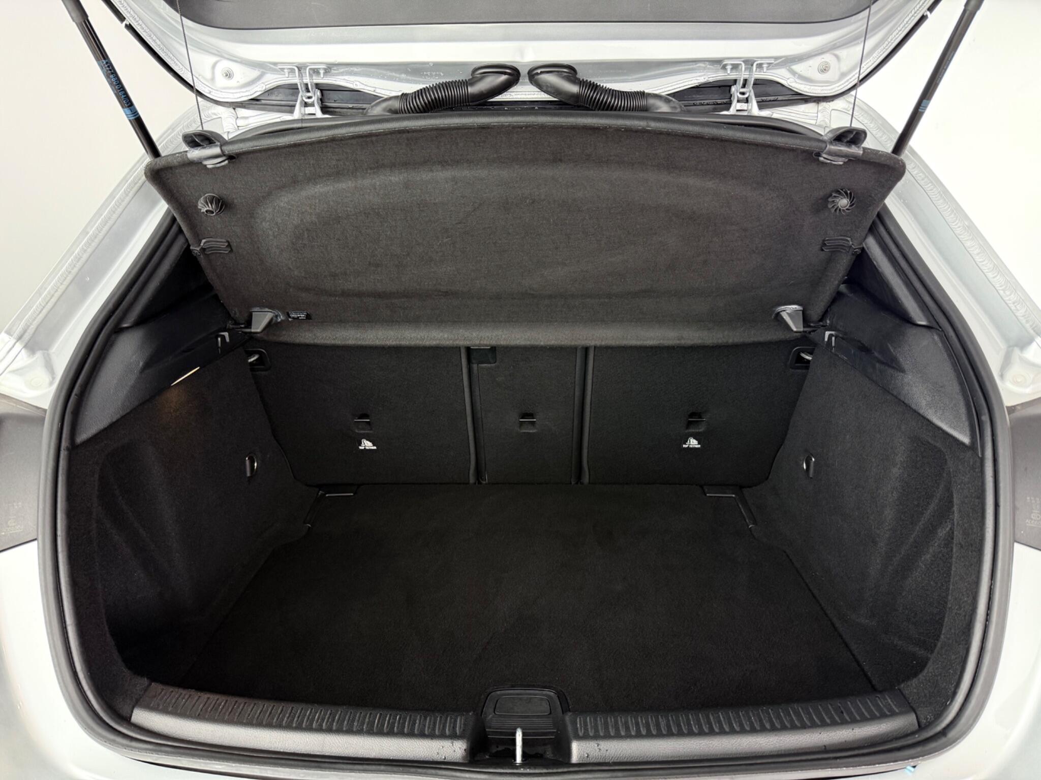 Mercedes-Benz A-Class view 12
