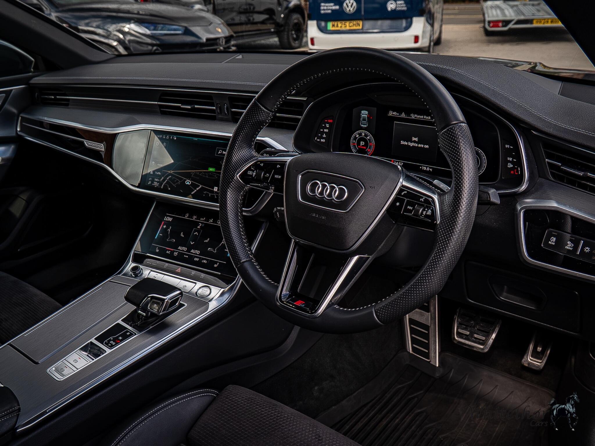 Audi A7 view 8