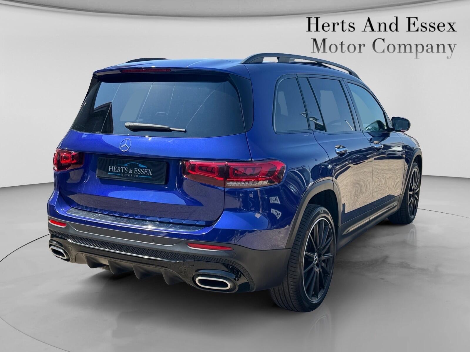 Mercedes-Benz GLB view 8