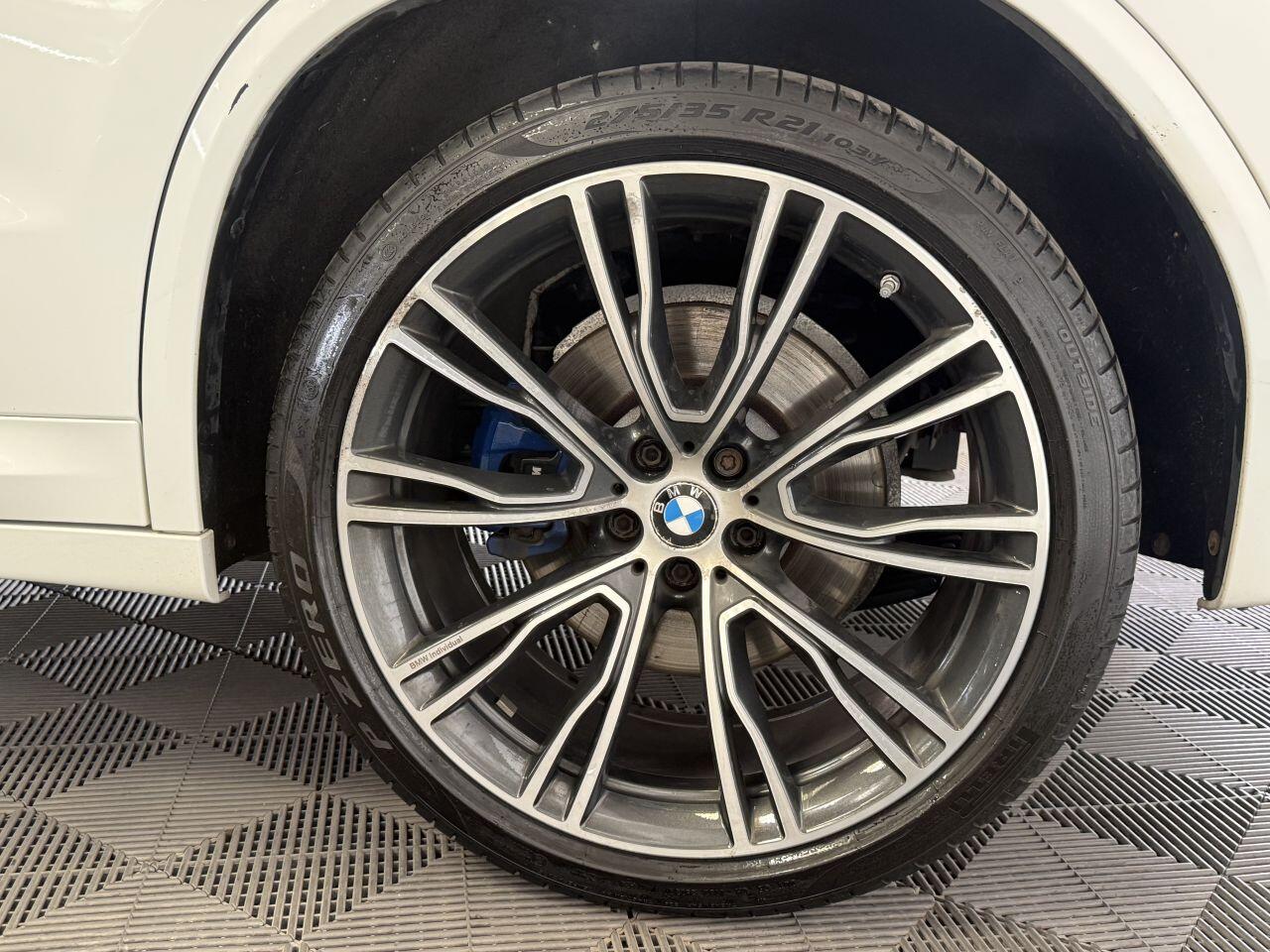 BMW X3 view 21