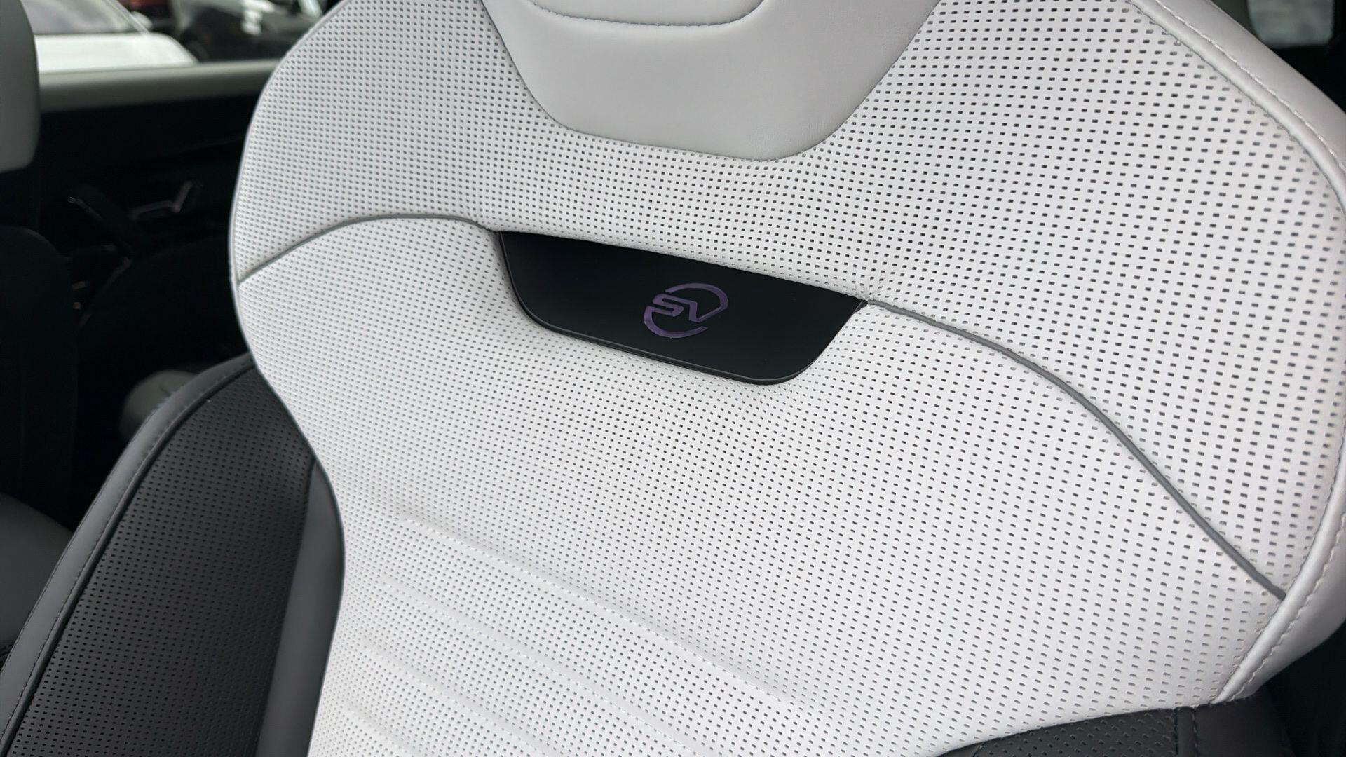 Land Rover Range Rover Sport view 36