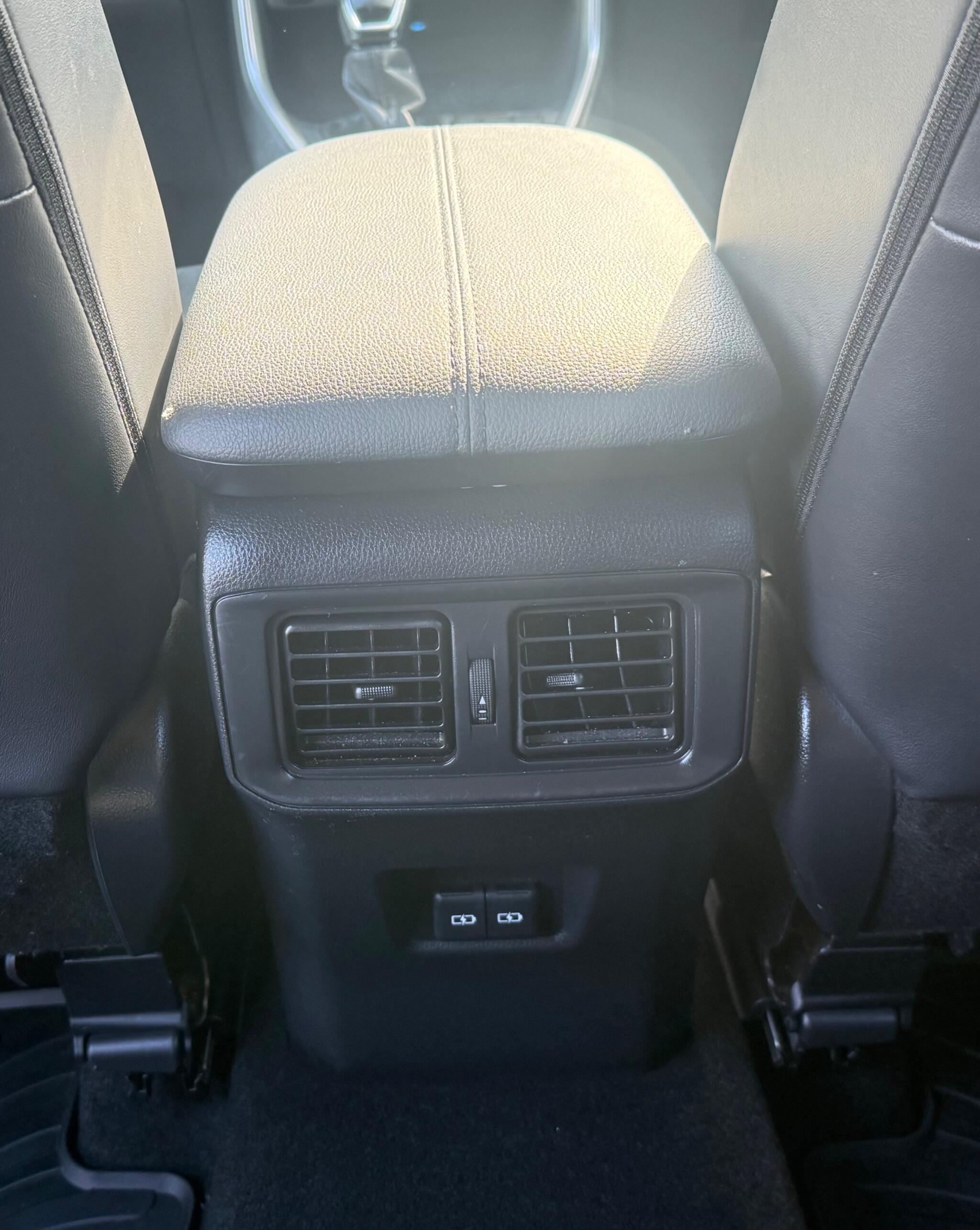 Toyota Rav4 view 24