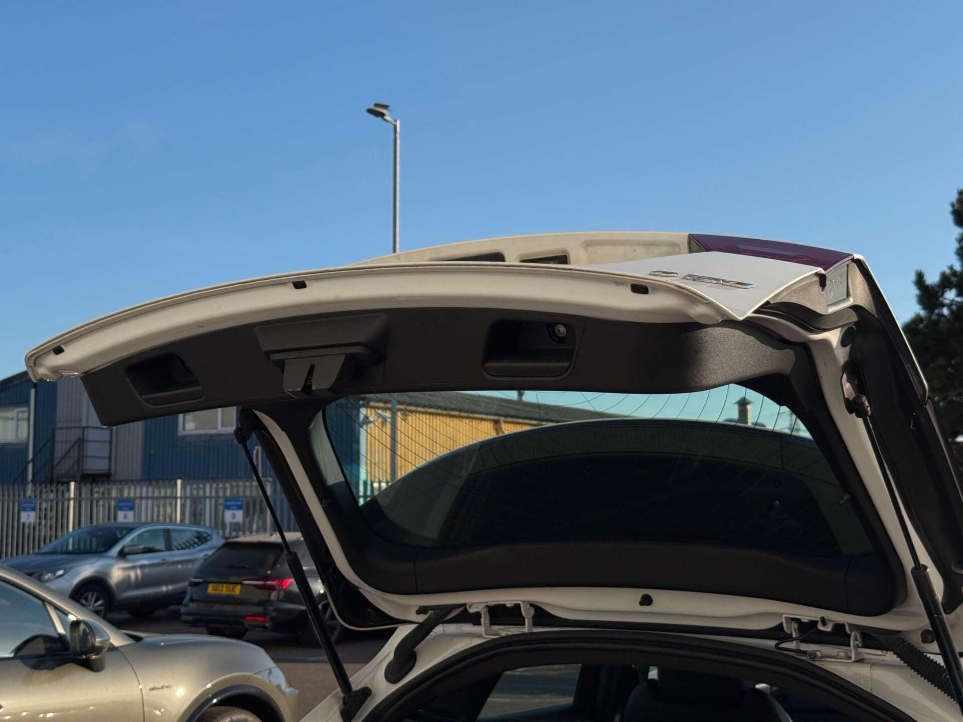 Jaguar E-Pace view 30