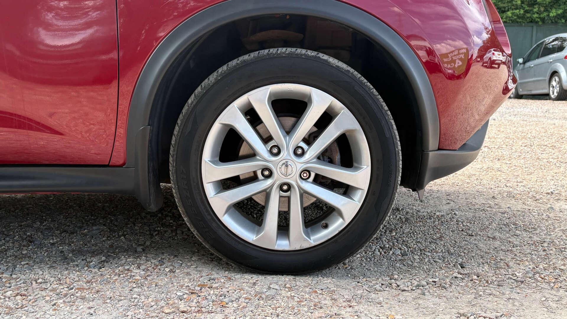 Nissan Juke view 27