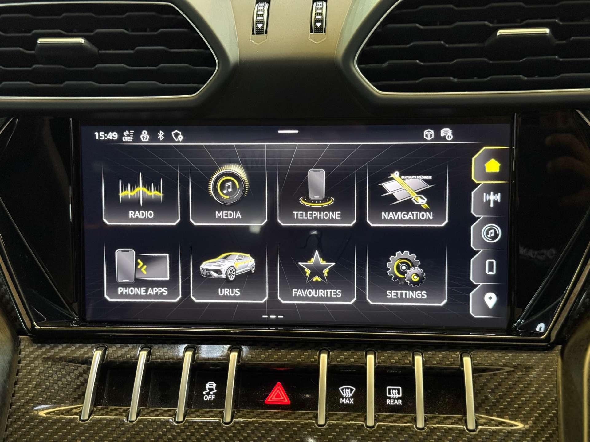 Lamborghini Urus view 49