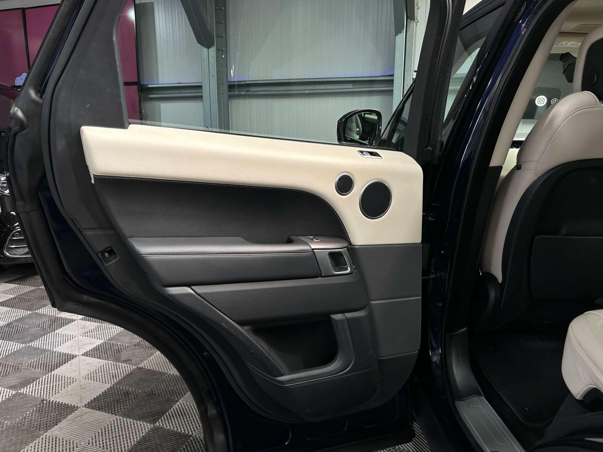 Land Rover Range Rover Sport view 25