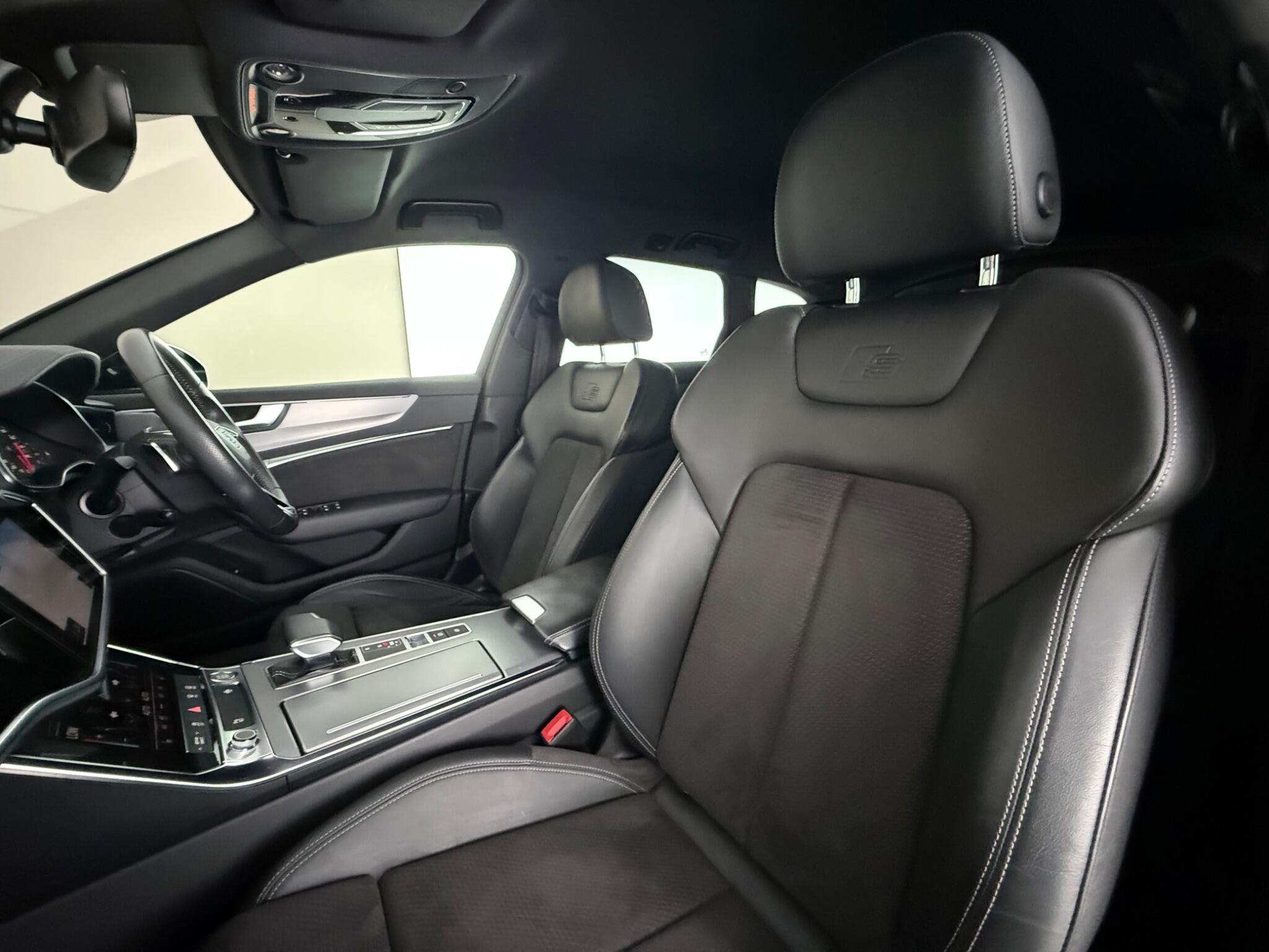 Audi A6 view 34