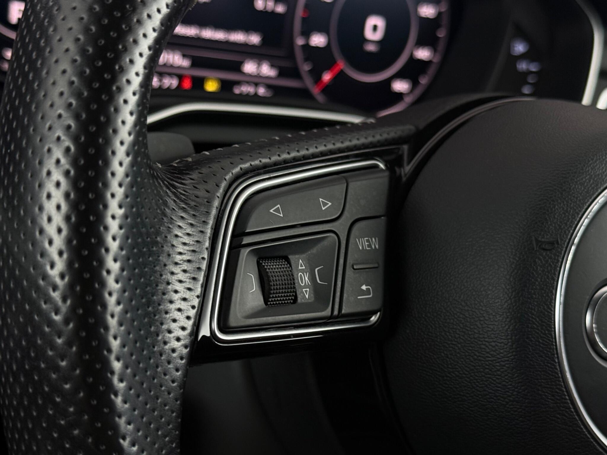 Audi A4 view 14