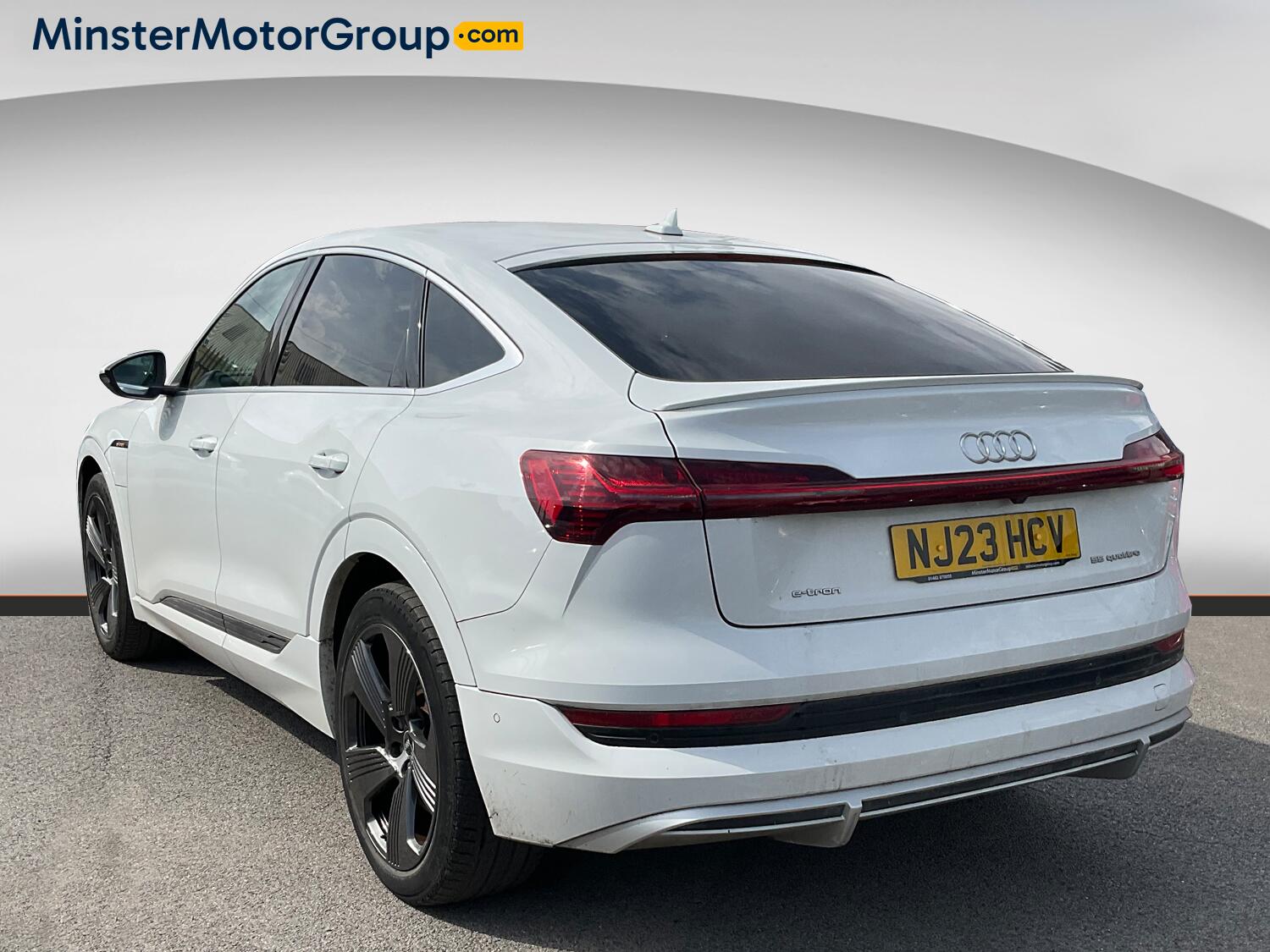 Audi E-Tron view 4