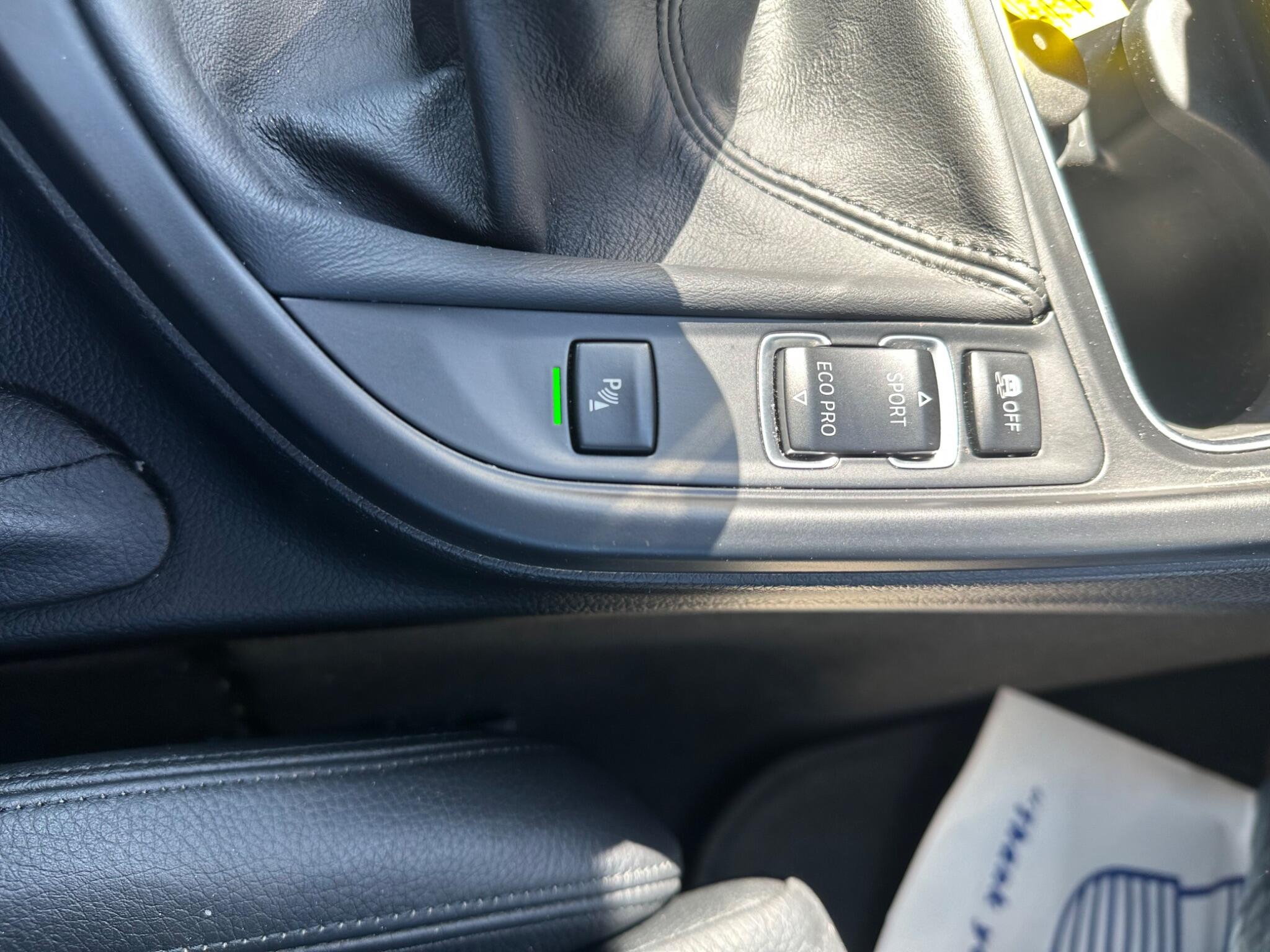 BMW 4 Series view 18