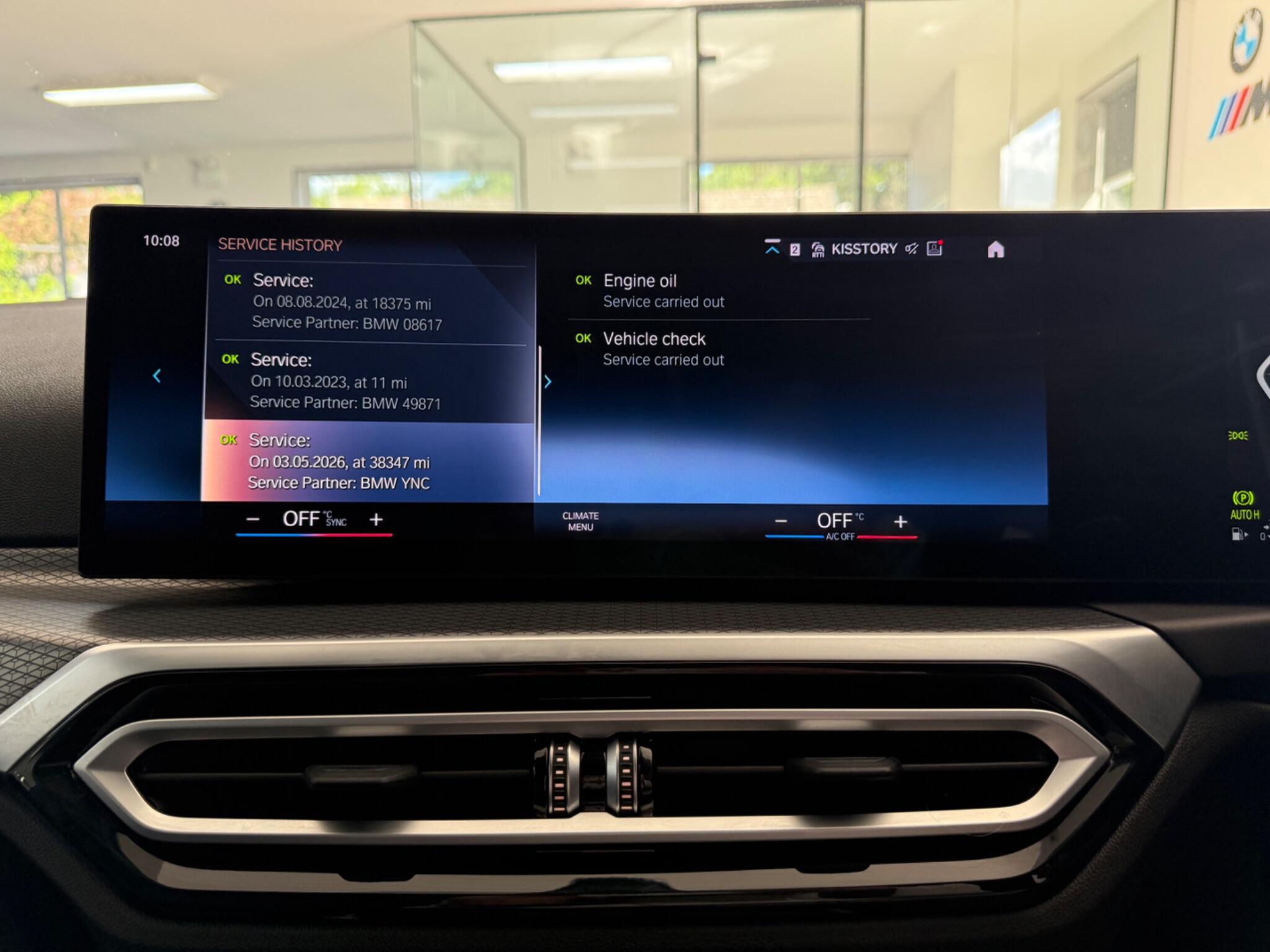 BMW 3 Series view 15