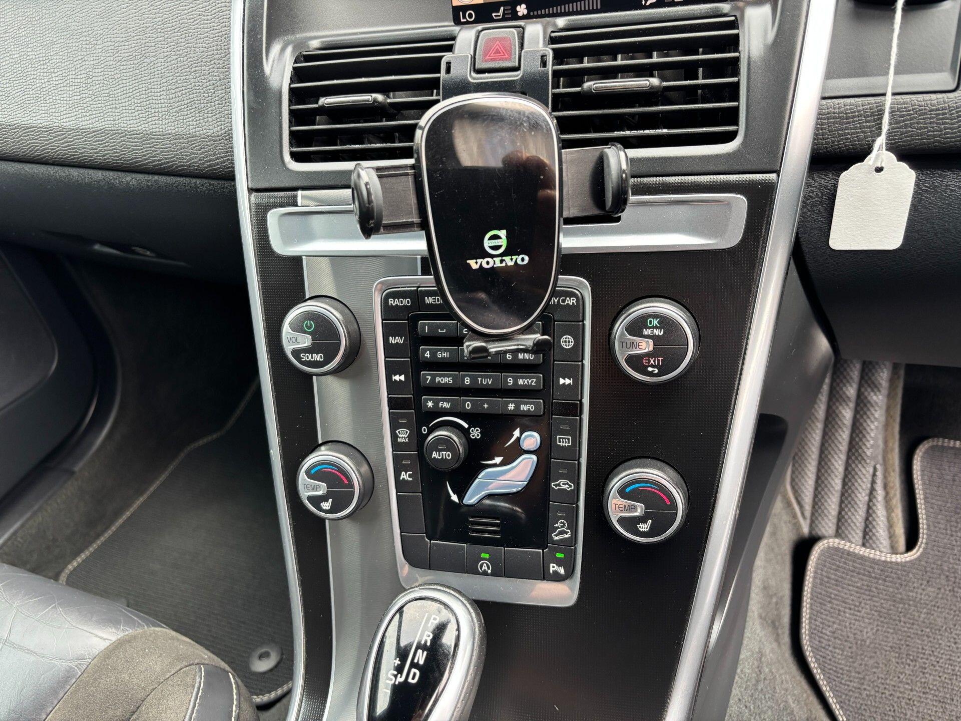 Volvo XC60 view 17