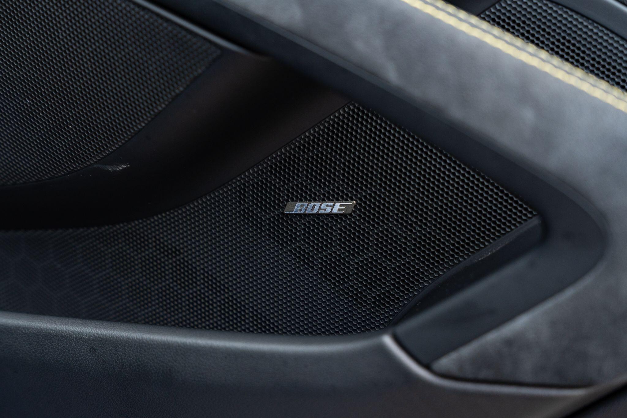 Porsche Cayman view 15
