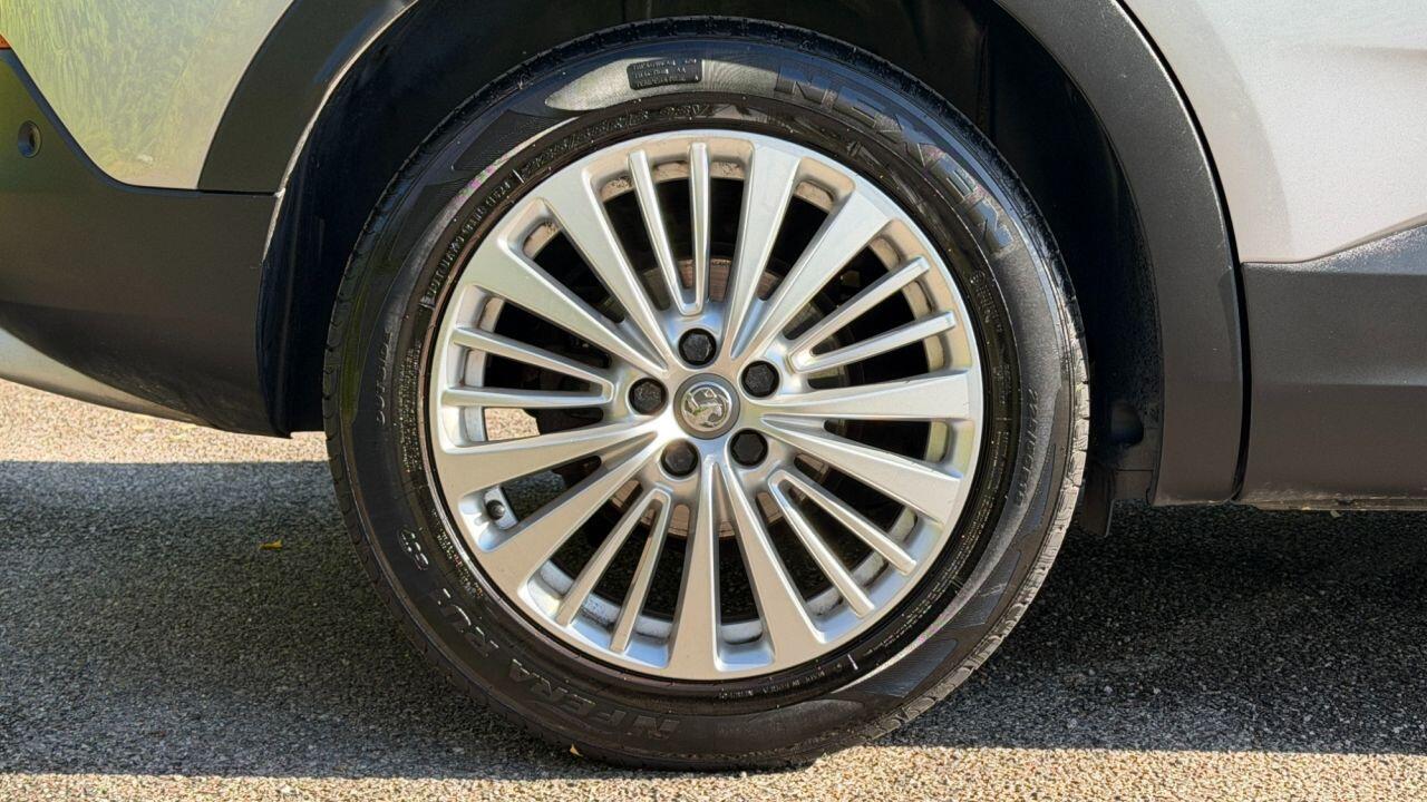 Vauxhall Grandland X view 36