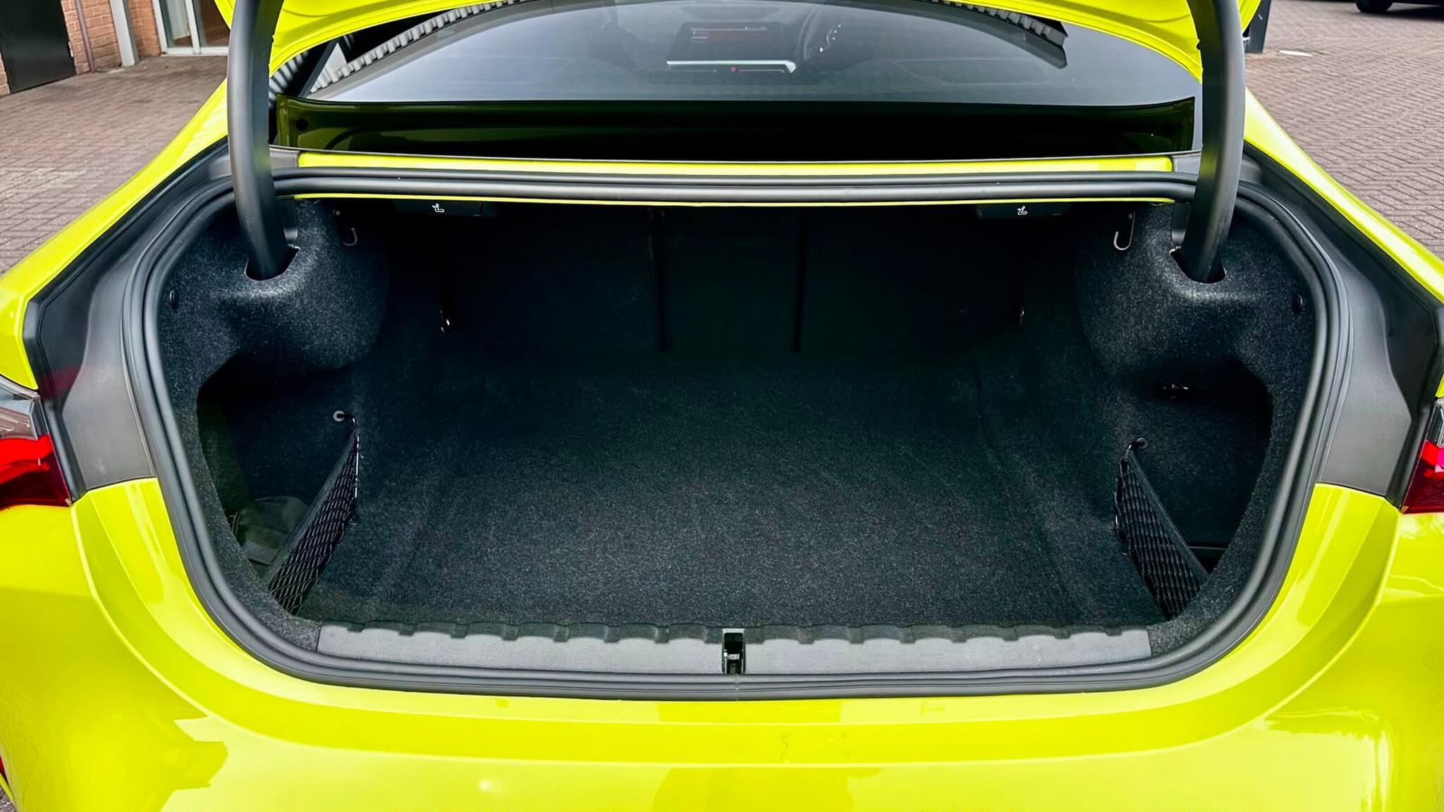 BMW M4 view 28