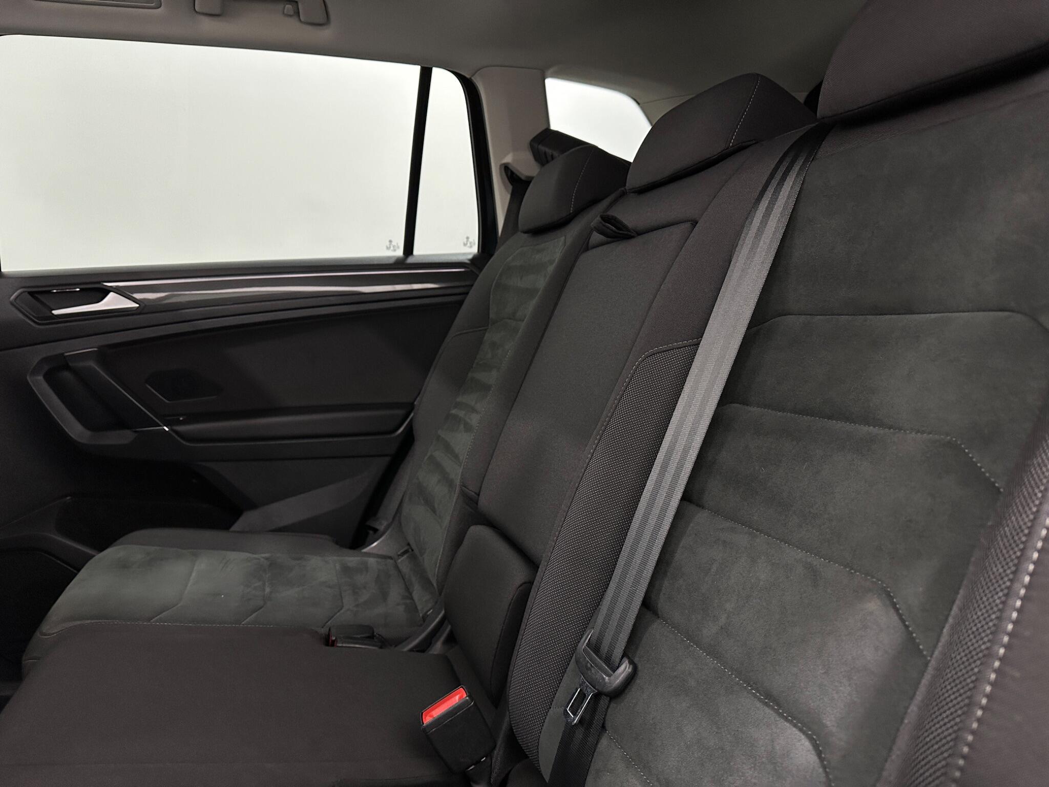 Volkswagen Tiguan Allspace view 39