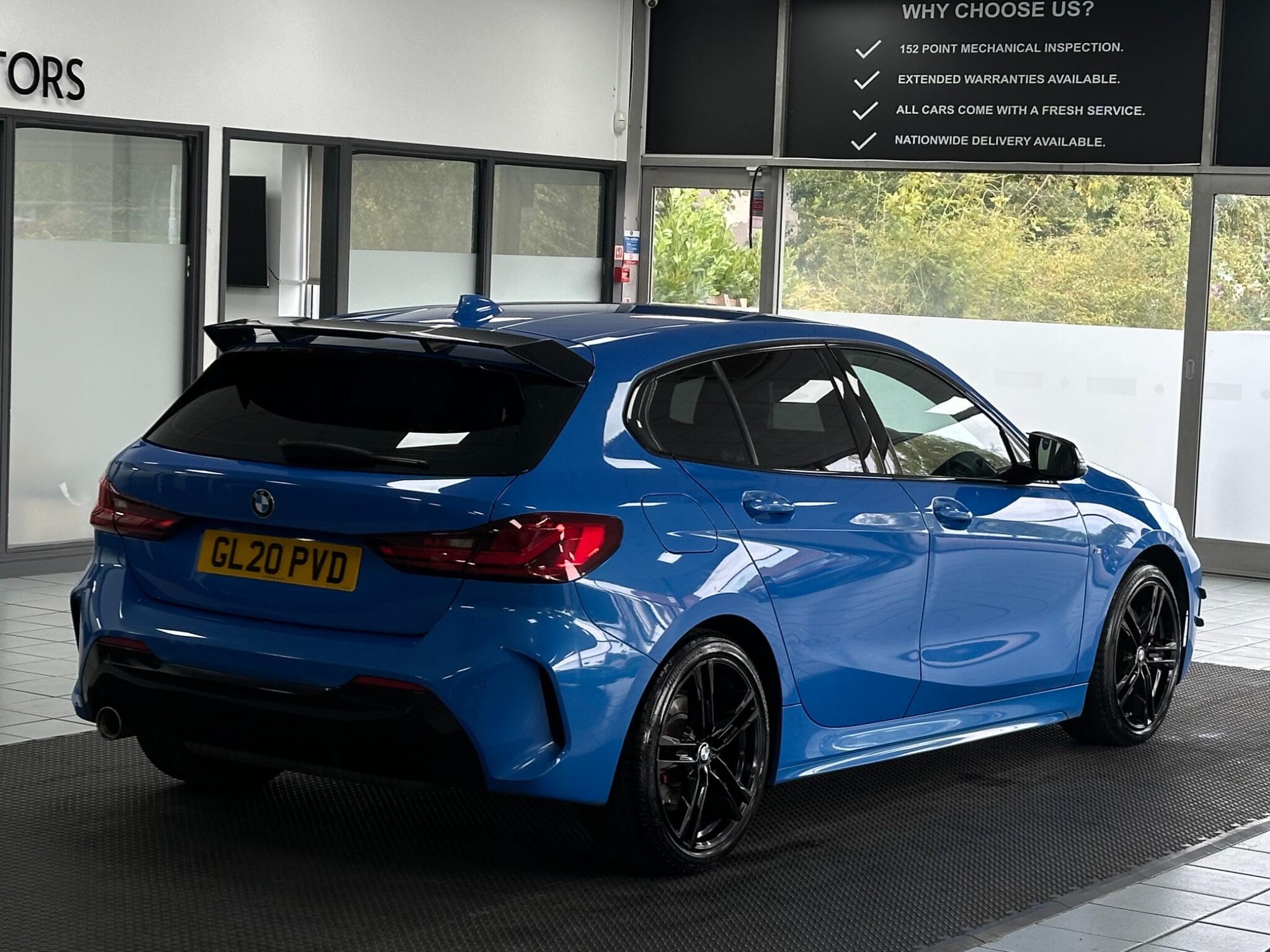 BMW 1 Series view 13