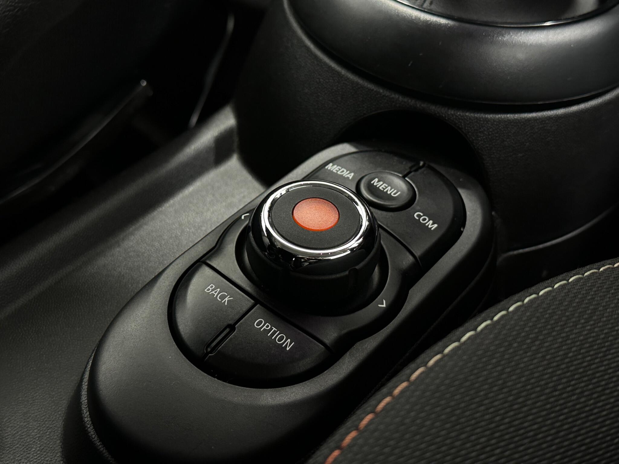 Mini Cooper view 21
