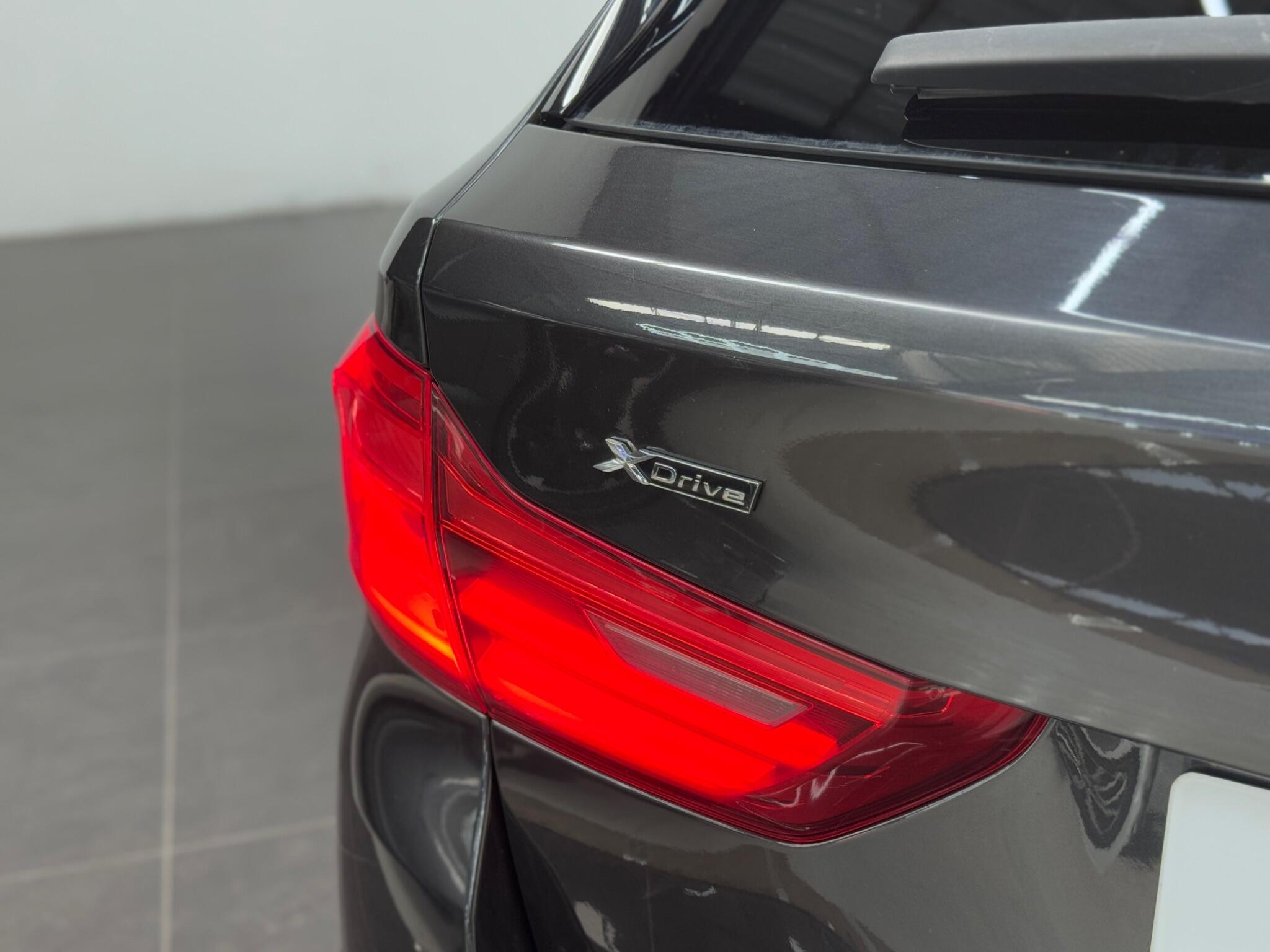 BMW 5 Series view 40