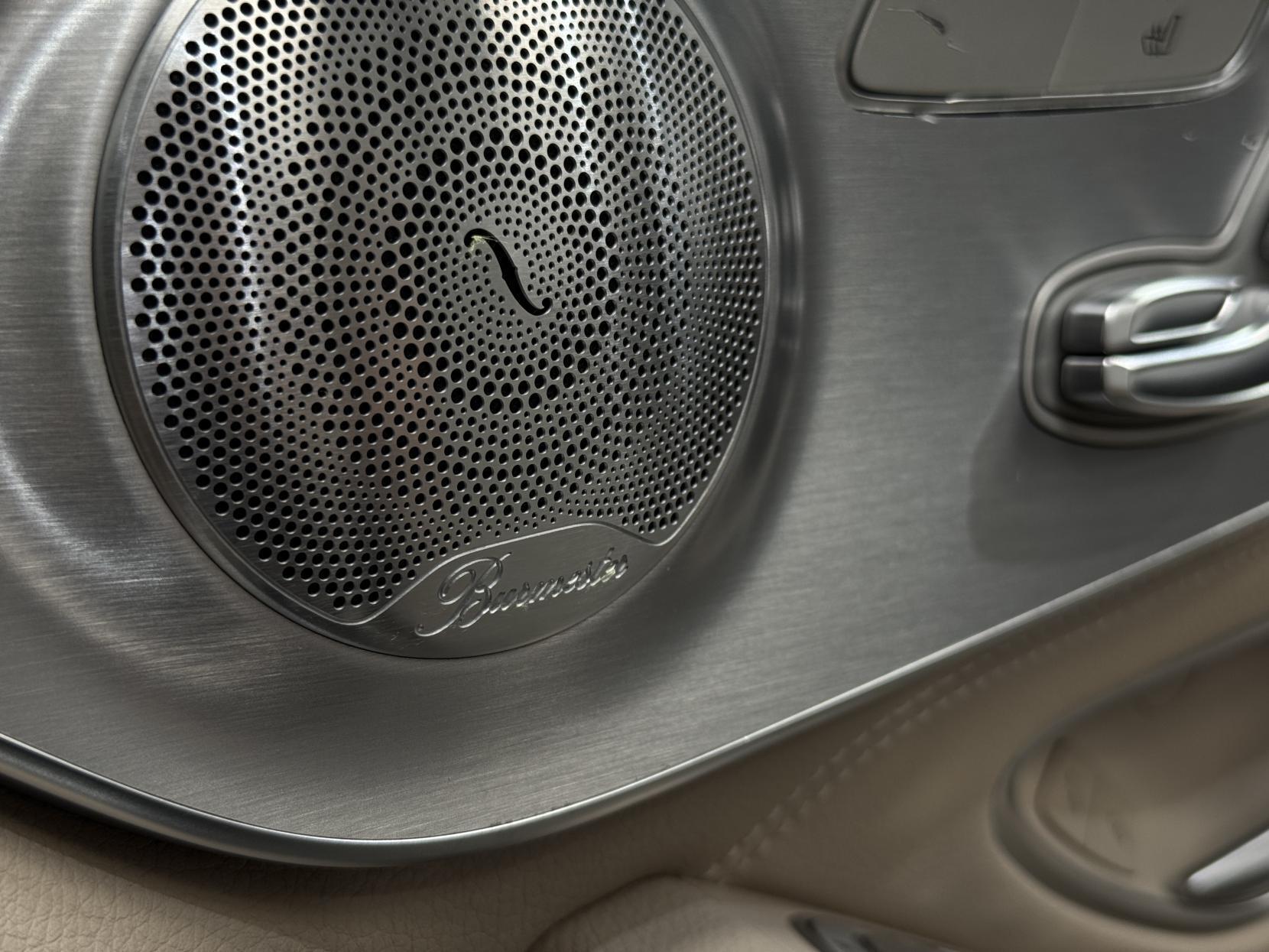 Mercedes-Benz C Class view 50