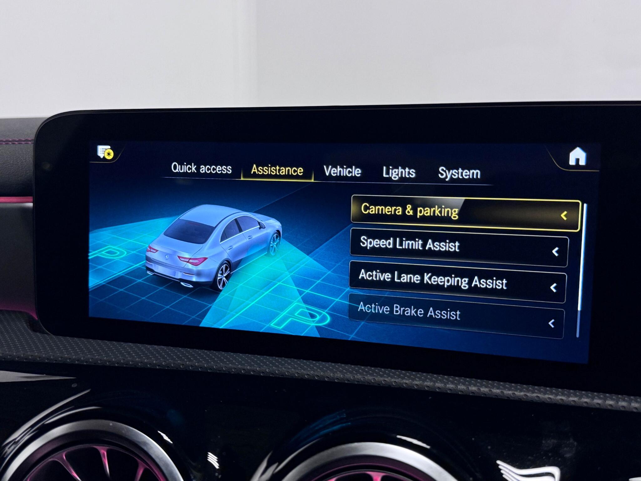 Mercedes-Benz Cla view 47