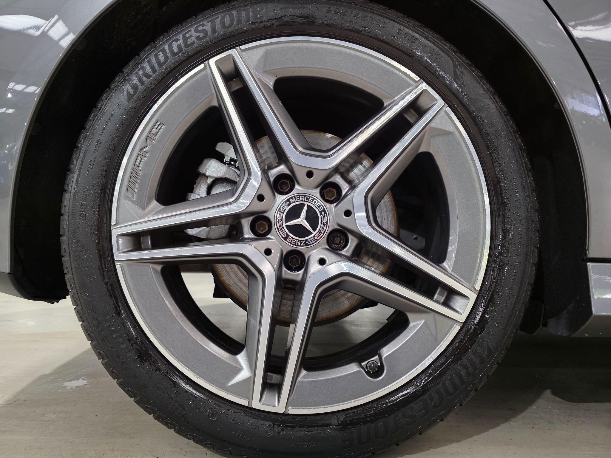 Mercedes-Benz A Class view 28