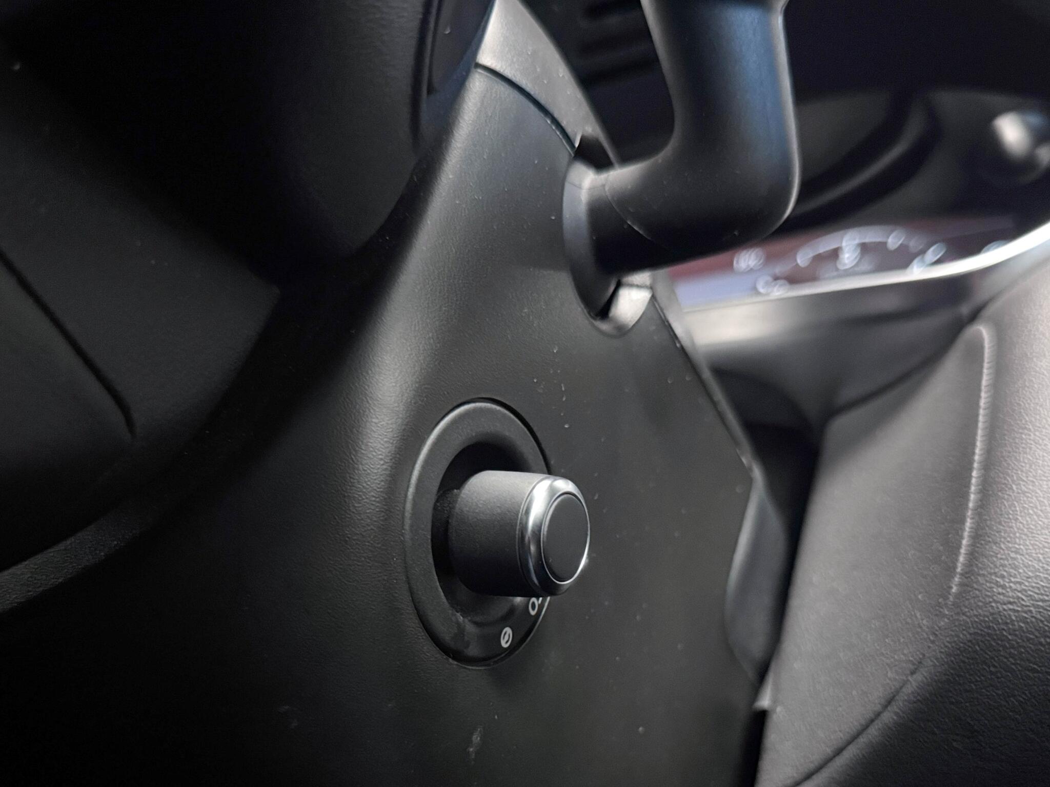 Land Rover Range Rover Sport view 17