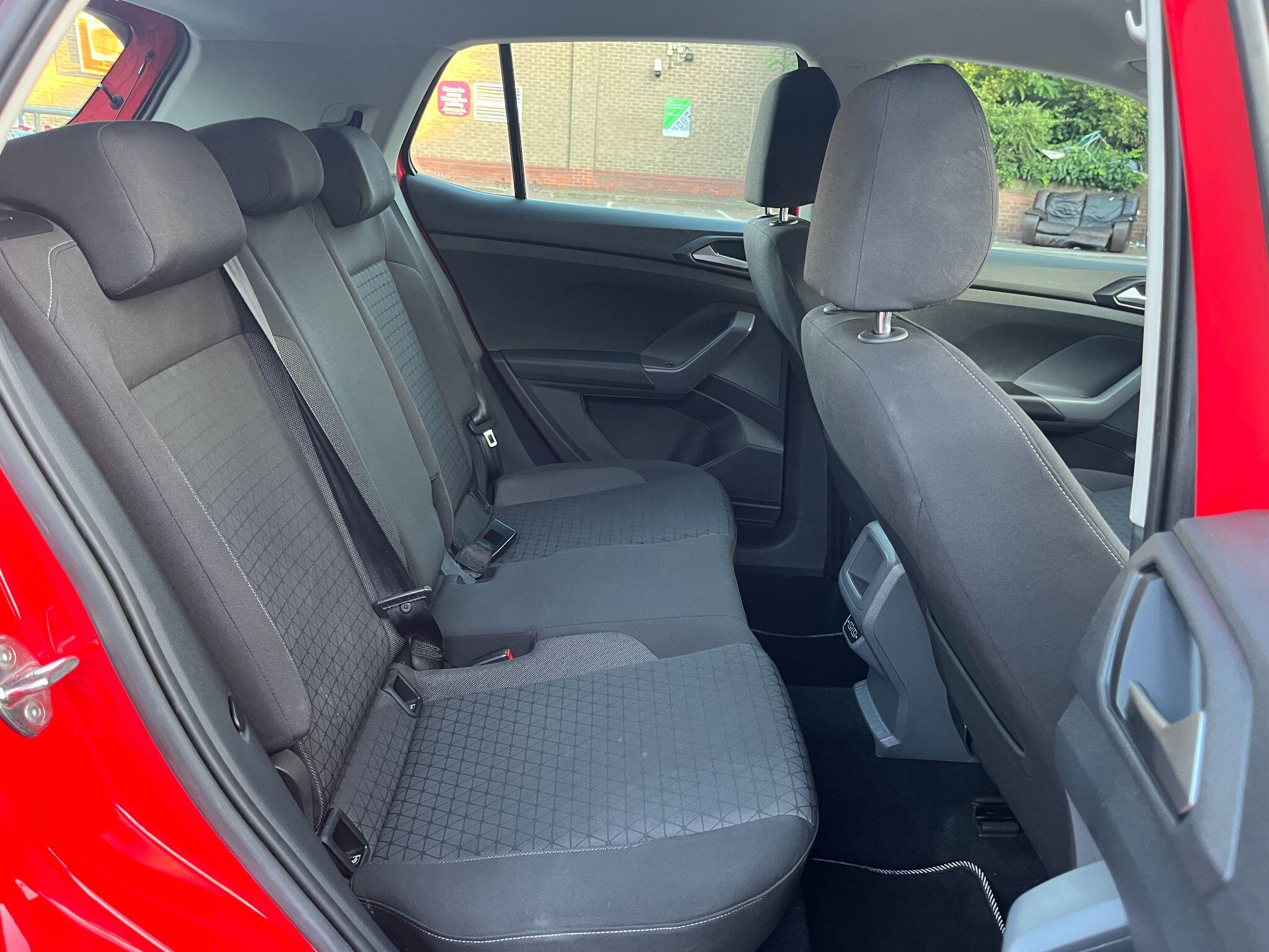 Volkswagen T-Cross view 15