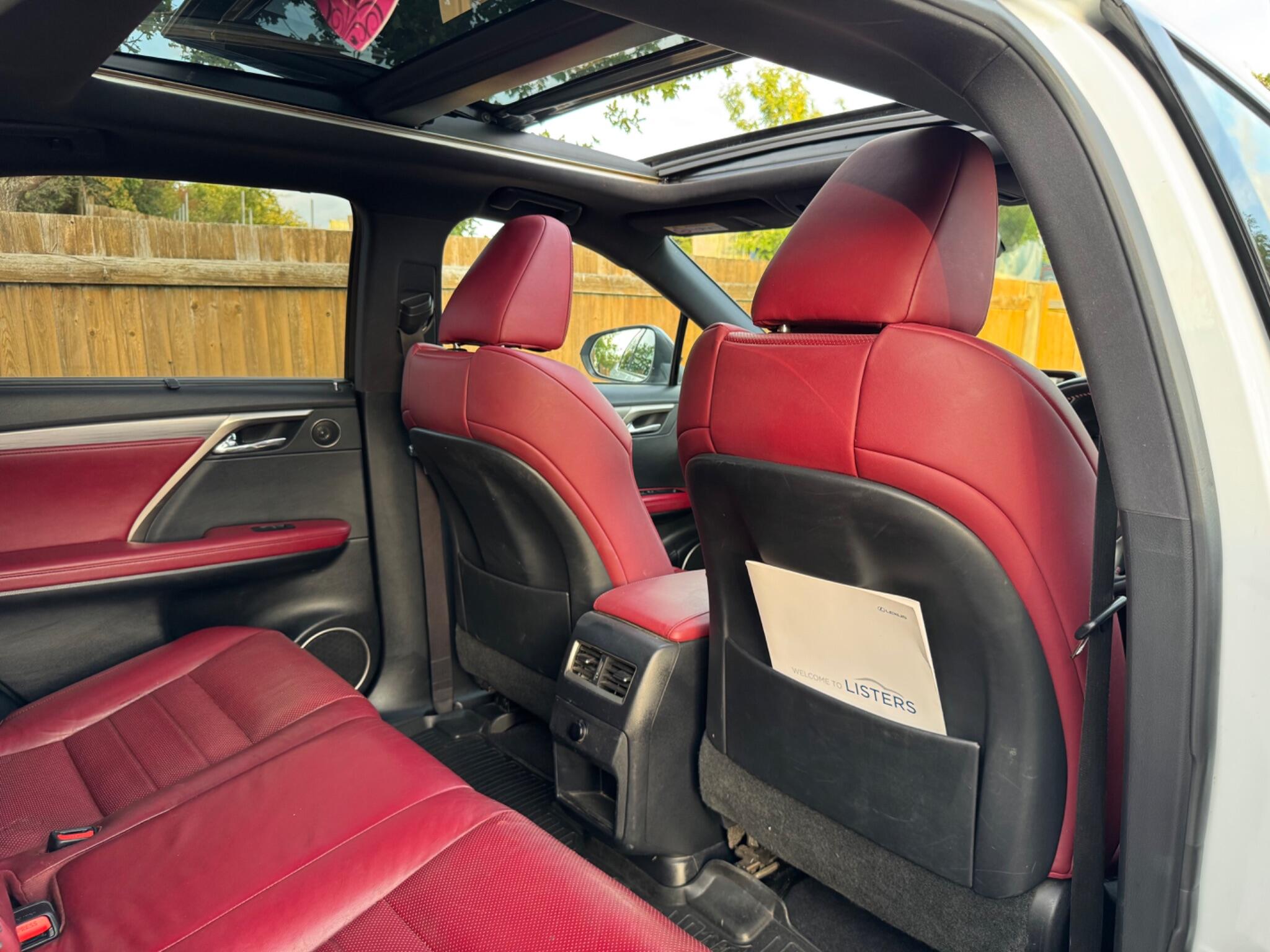 Lexus RX view 25