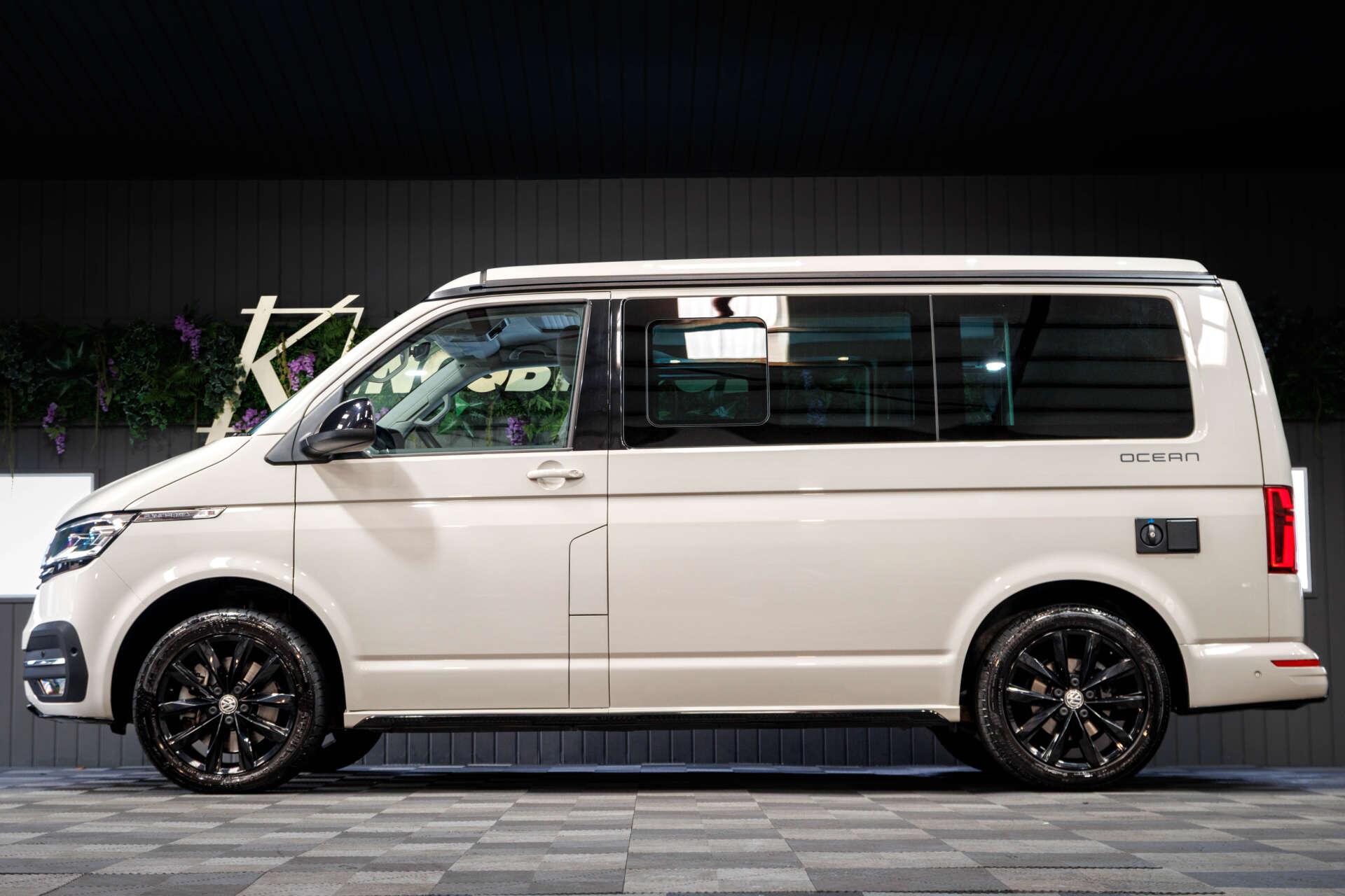 Volkswagen California view 3