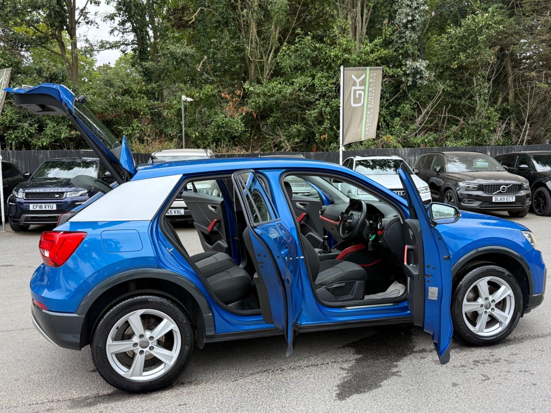 Audi Q2 view 19