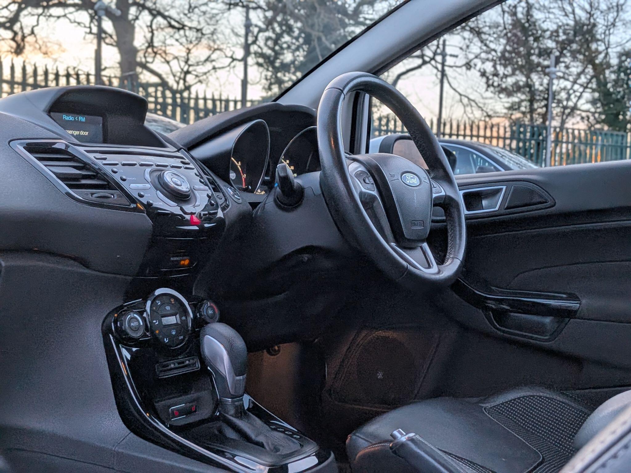 Ford Fiesta view 21