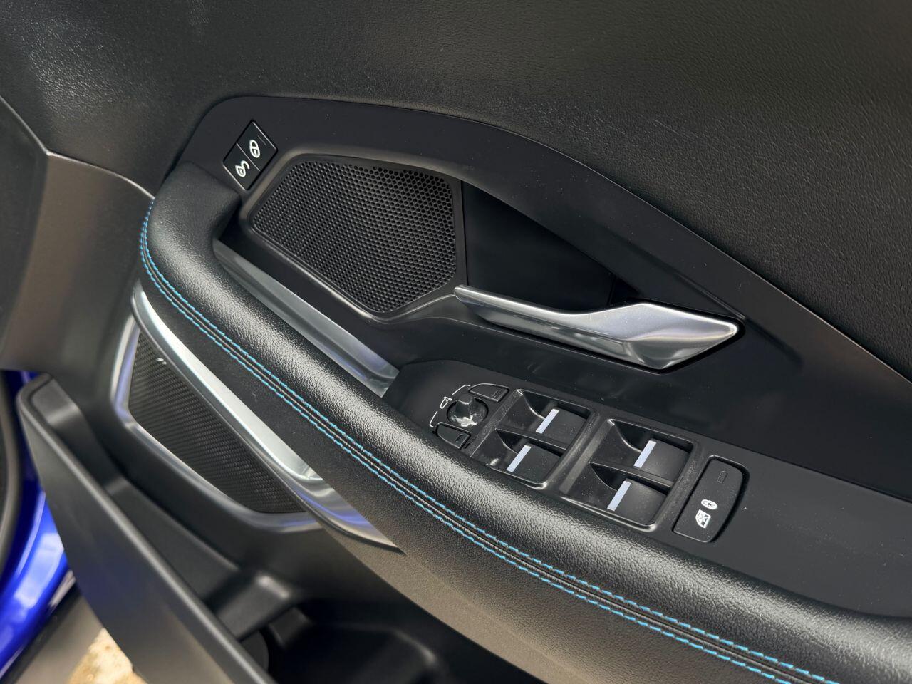 Jaguar E-Pace view 32