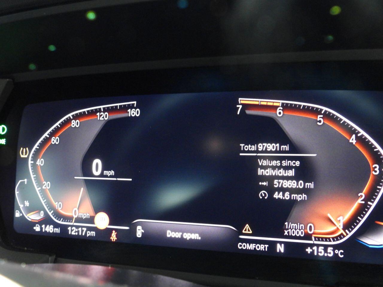 BMW 2 Series view 24