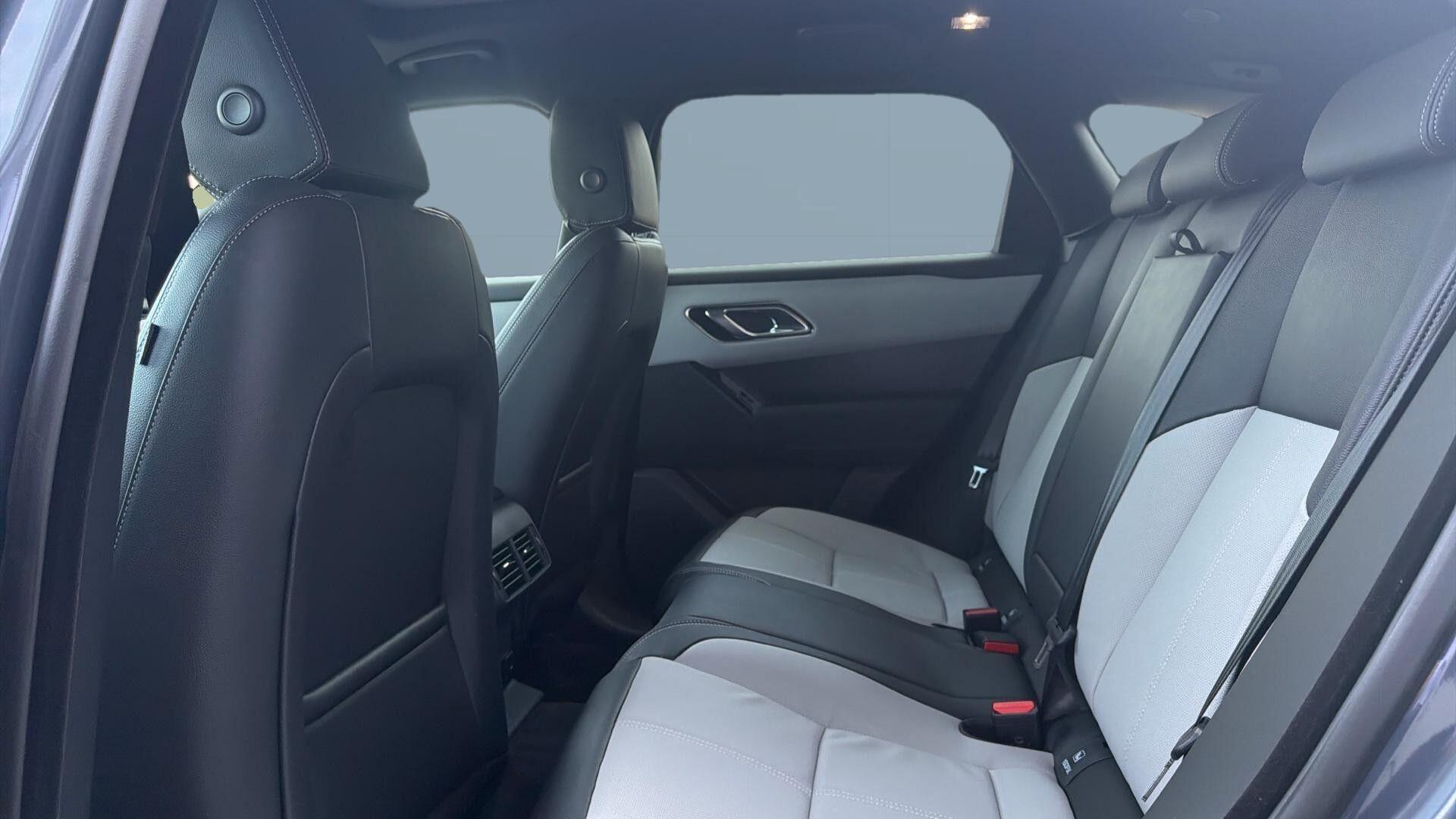 Land Rover Range Rover Velar view 12