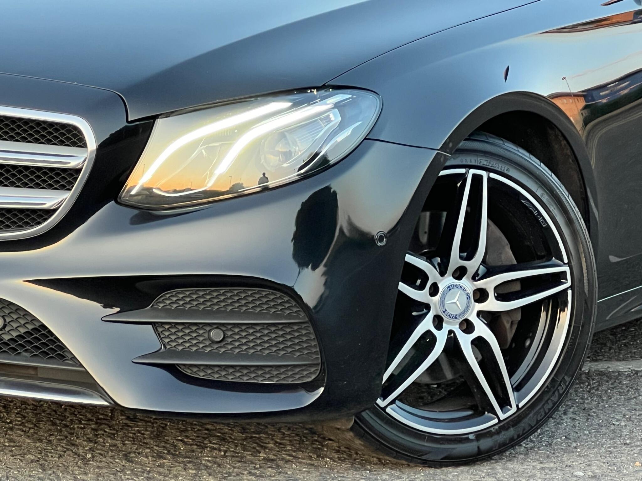 Mercedes-Benz E Class view 35
