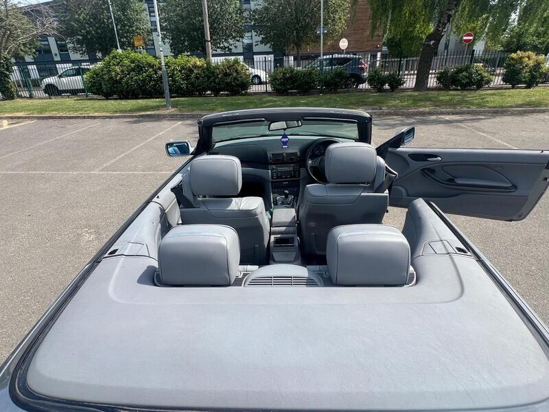 BMW 3 Series view 26