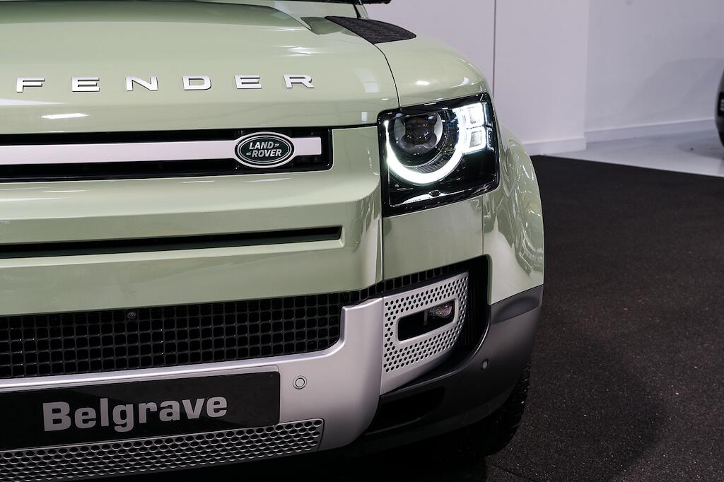 Land Rover Defender view 8