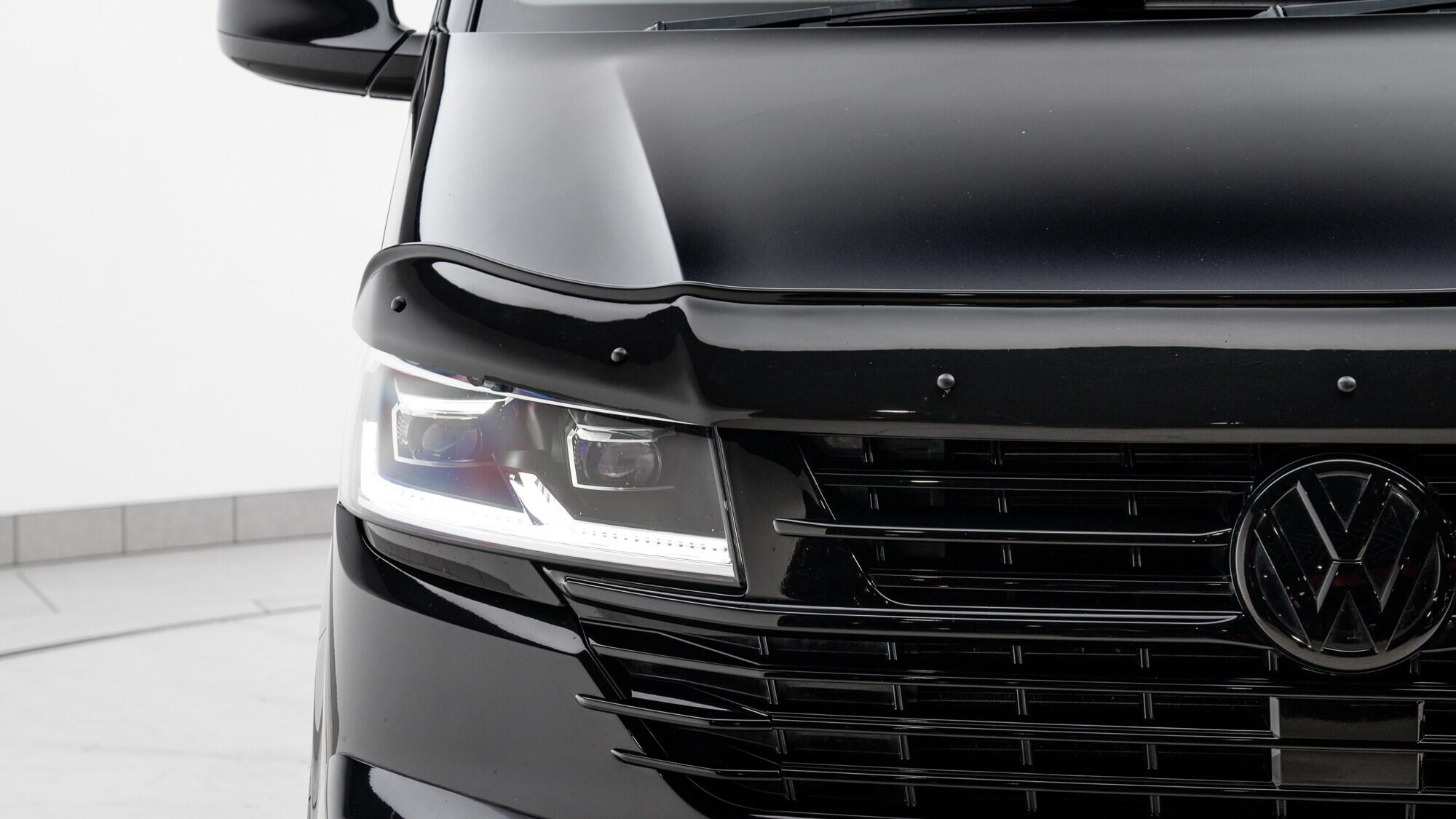 Volkswagen Transporter view 7